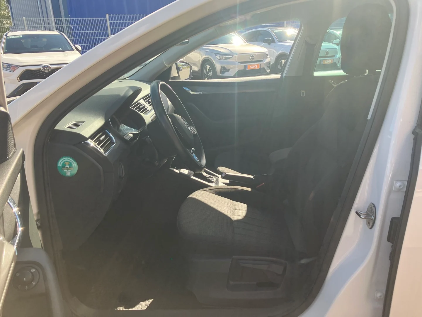 Car Image - 43BaaSW7h6c1wQUHL82tqE