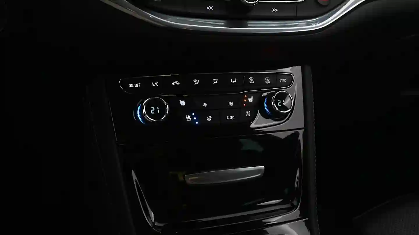 Car Image - 7w1HkwvMwyK6uYMGt5WtCa