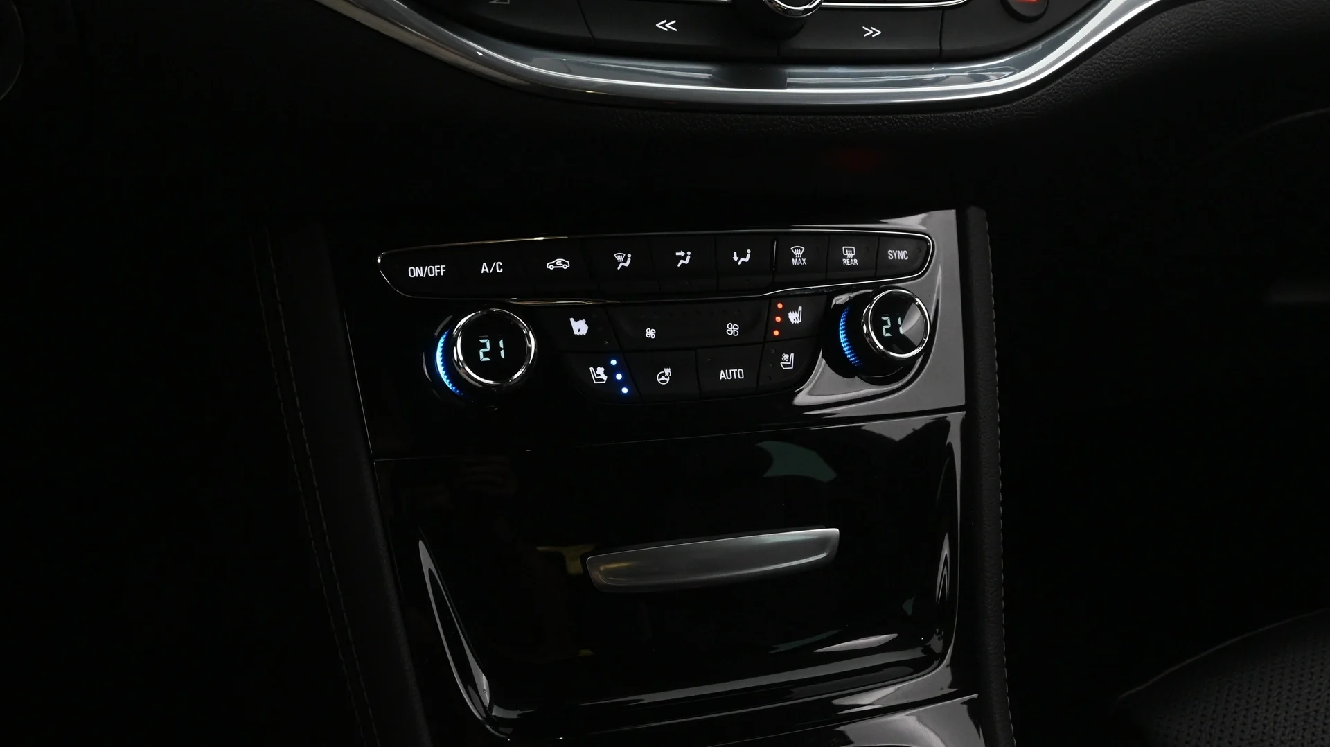 Car Image - 7w1HkwvMwyK6uYMGt5WtCa