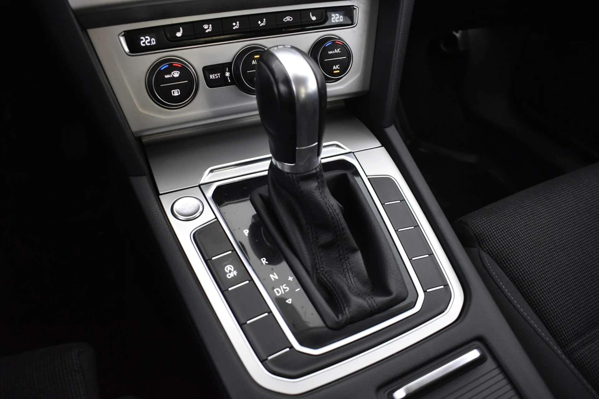 Car Image - 4icwGVazx8dHRzhR4ym7OO