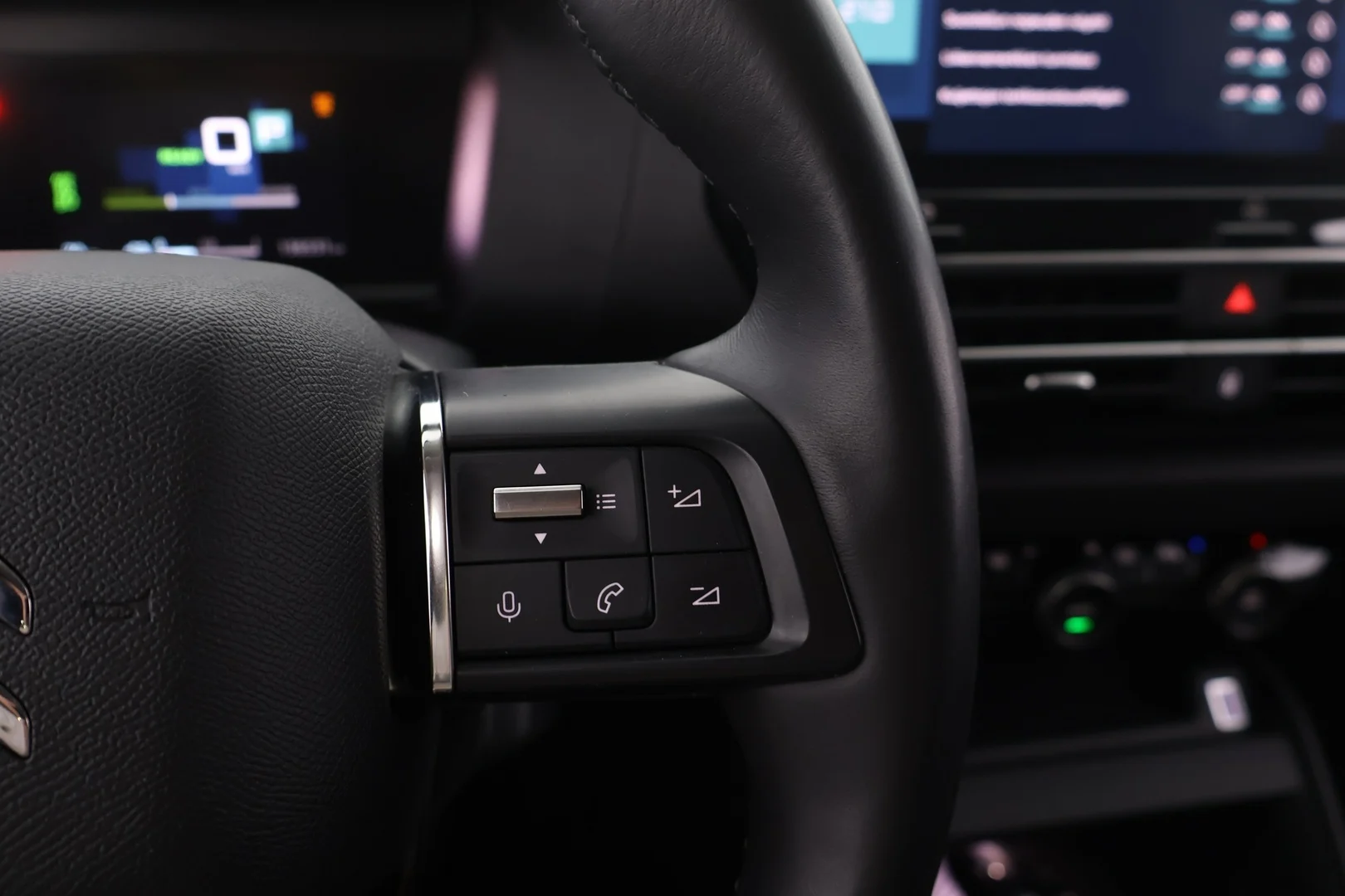 Car Image - qyslY8FfK26qafIB0ri9l