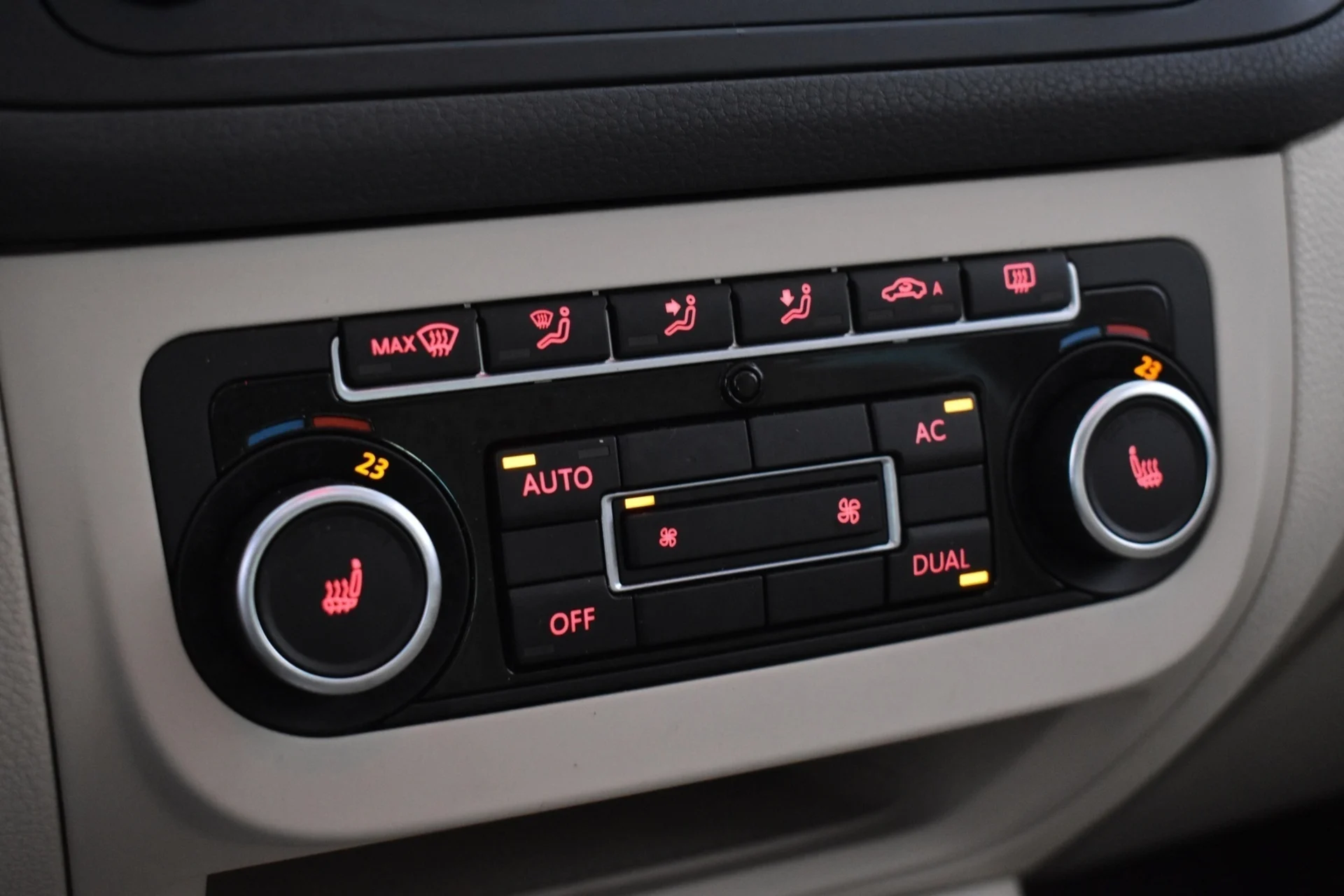 Car Image - FsaWI5S3rNFtQvifuEUCY