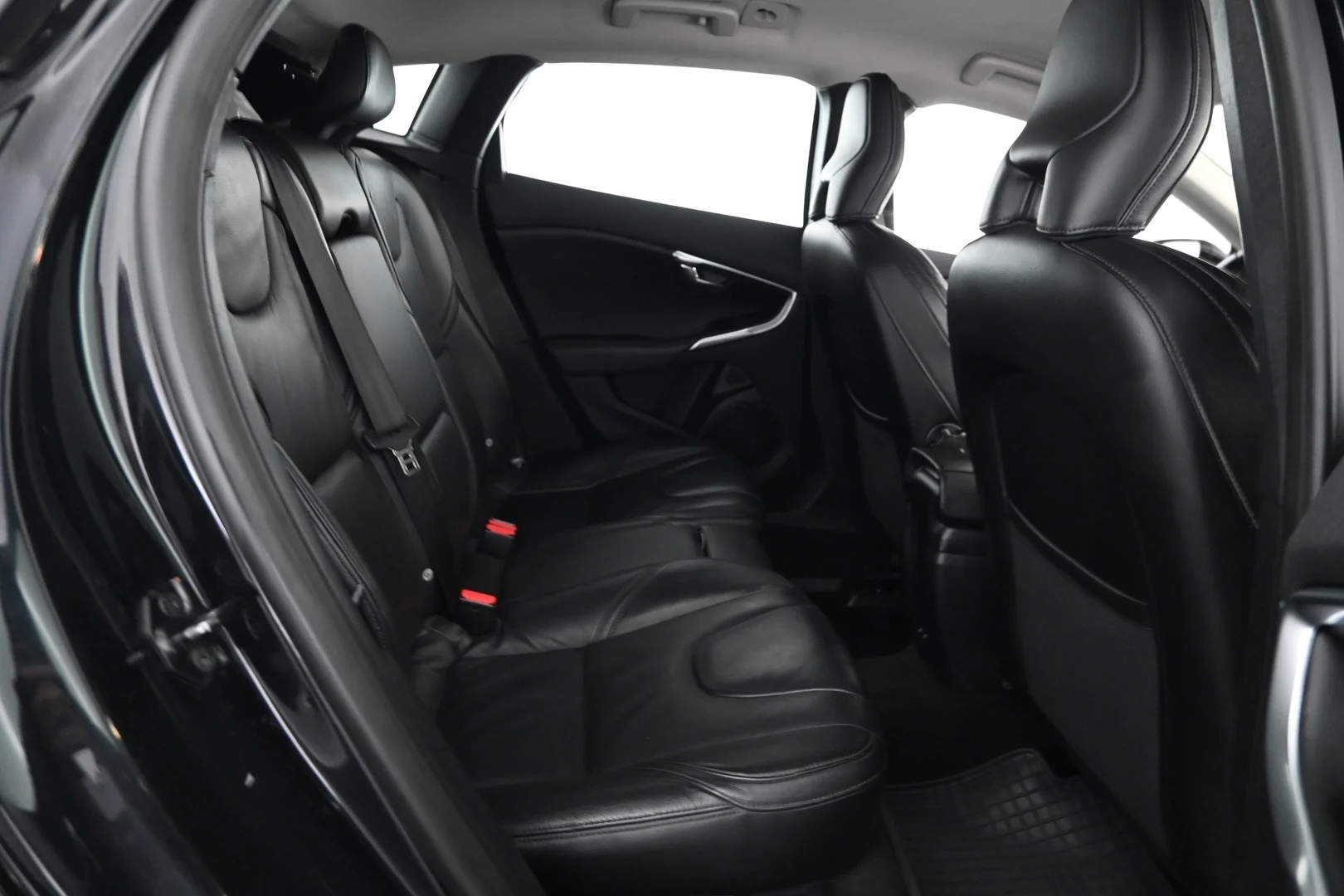 Car Image - 3CzKxn0LyPmvSS1DQZPNI