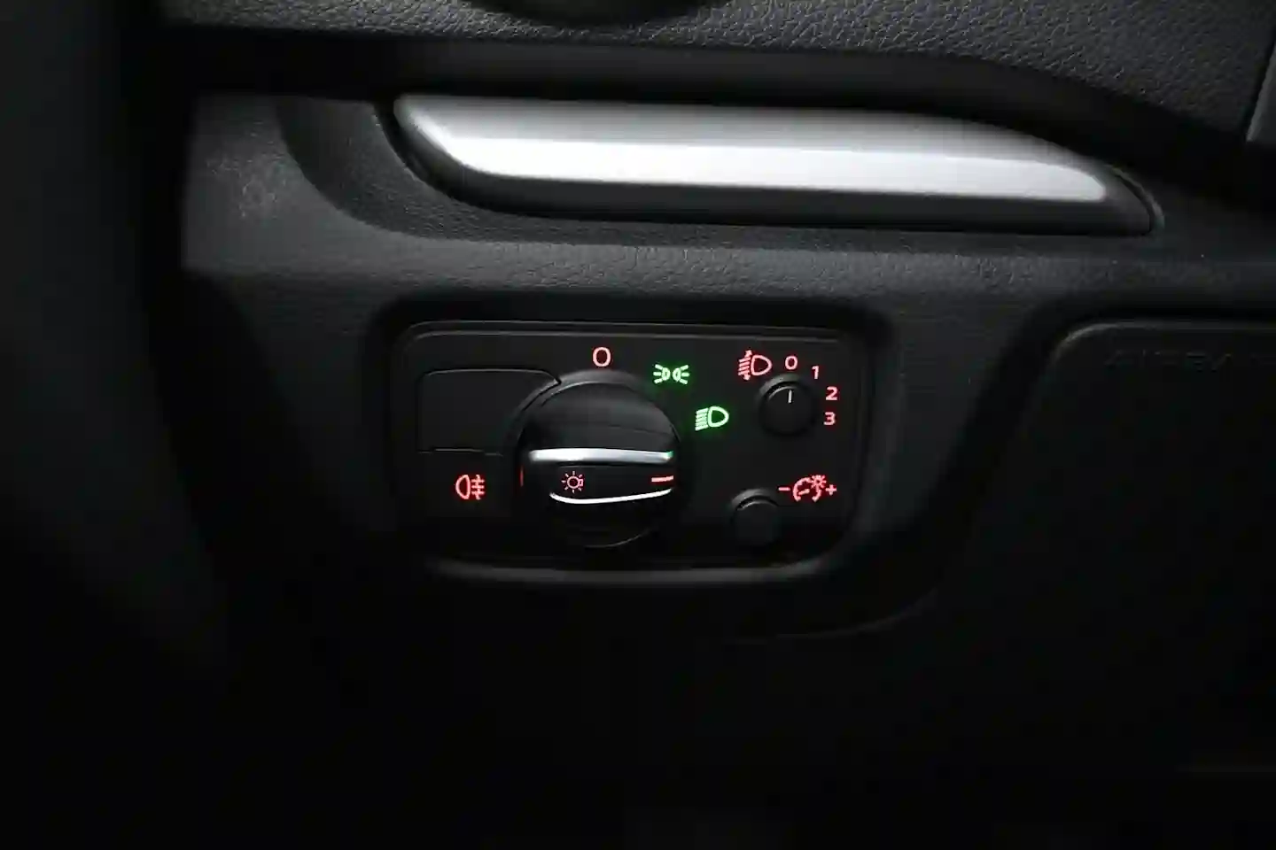 Car Image - 6AD40lnw8H6U9TVC0JtveU