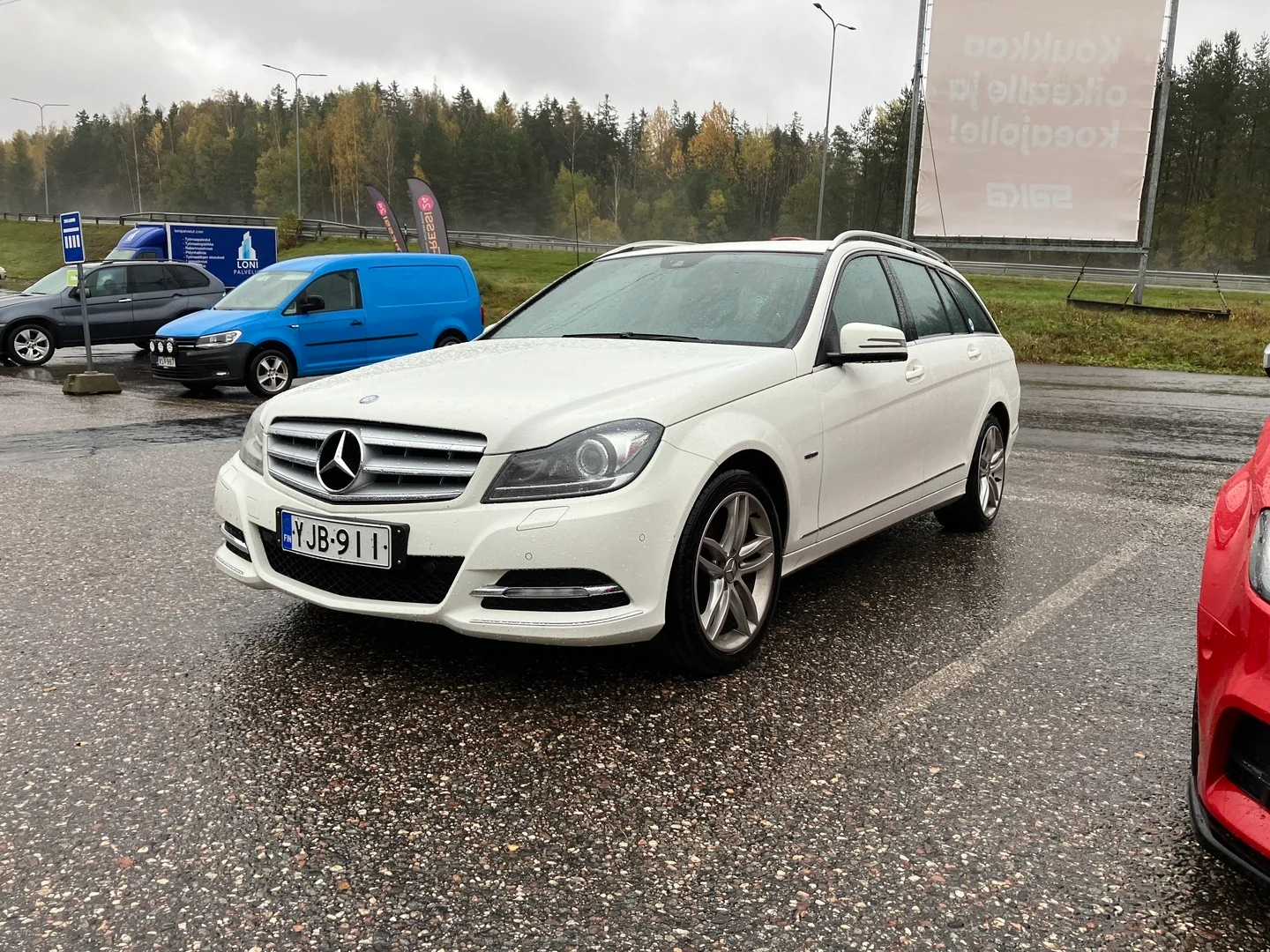 Car Image - 7qOiFUoyXphE14Cixm8m5I