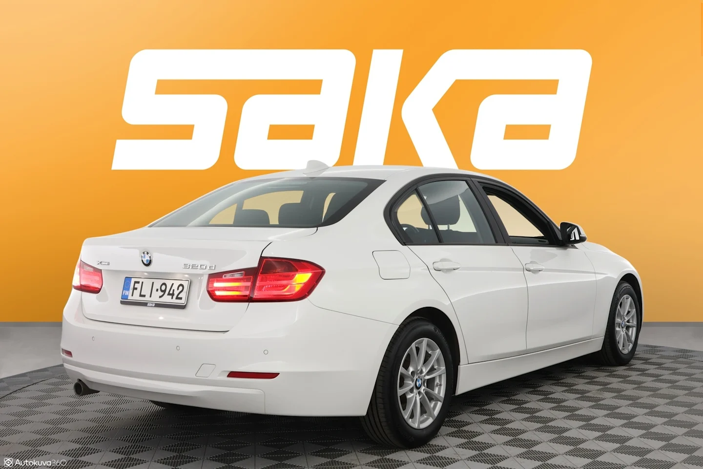 Car Image - dL6kL8kPbdXfSG6r5TzPE