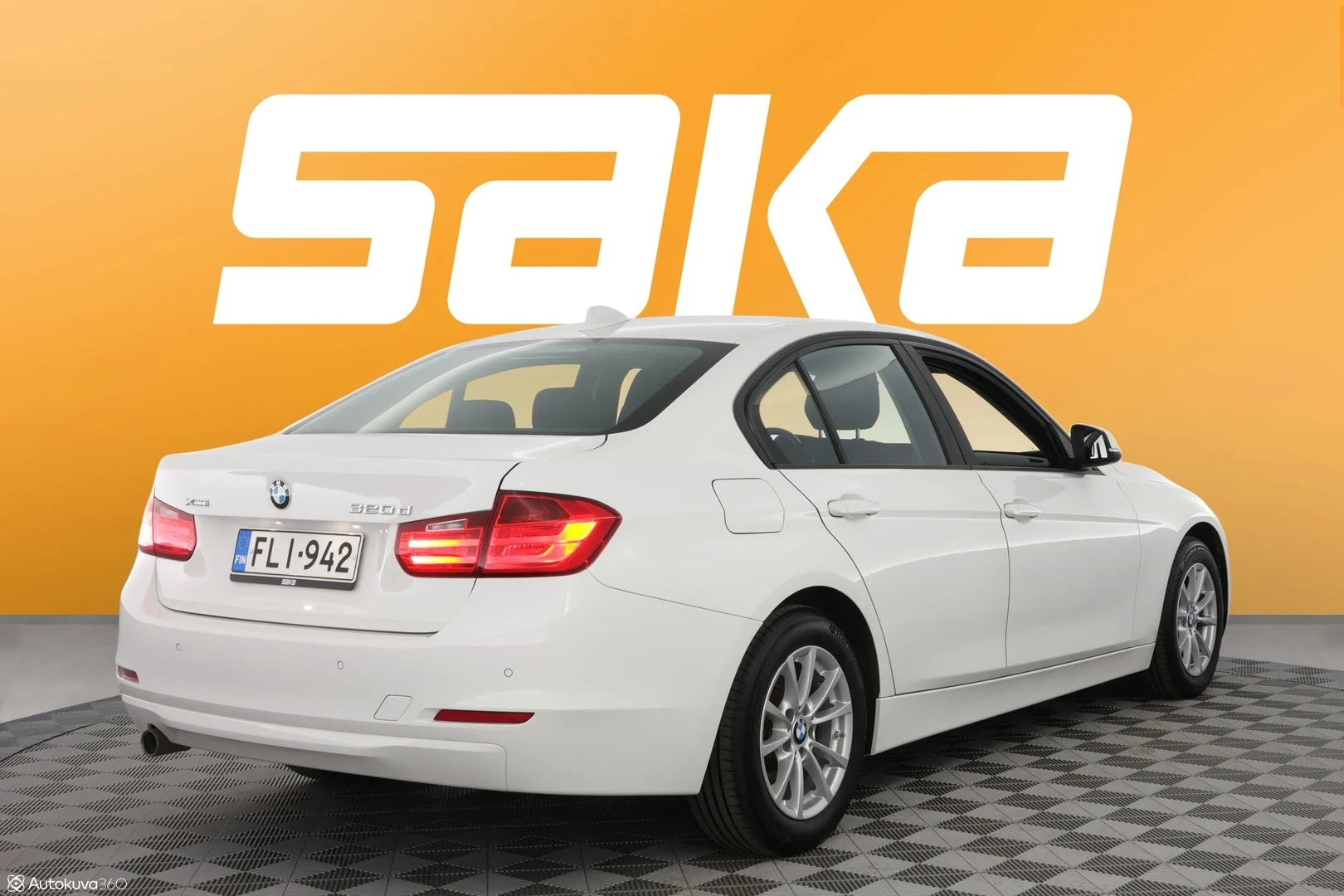 Car Image - dL6kL8kPbdXfSG6r5TzPE