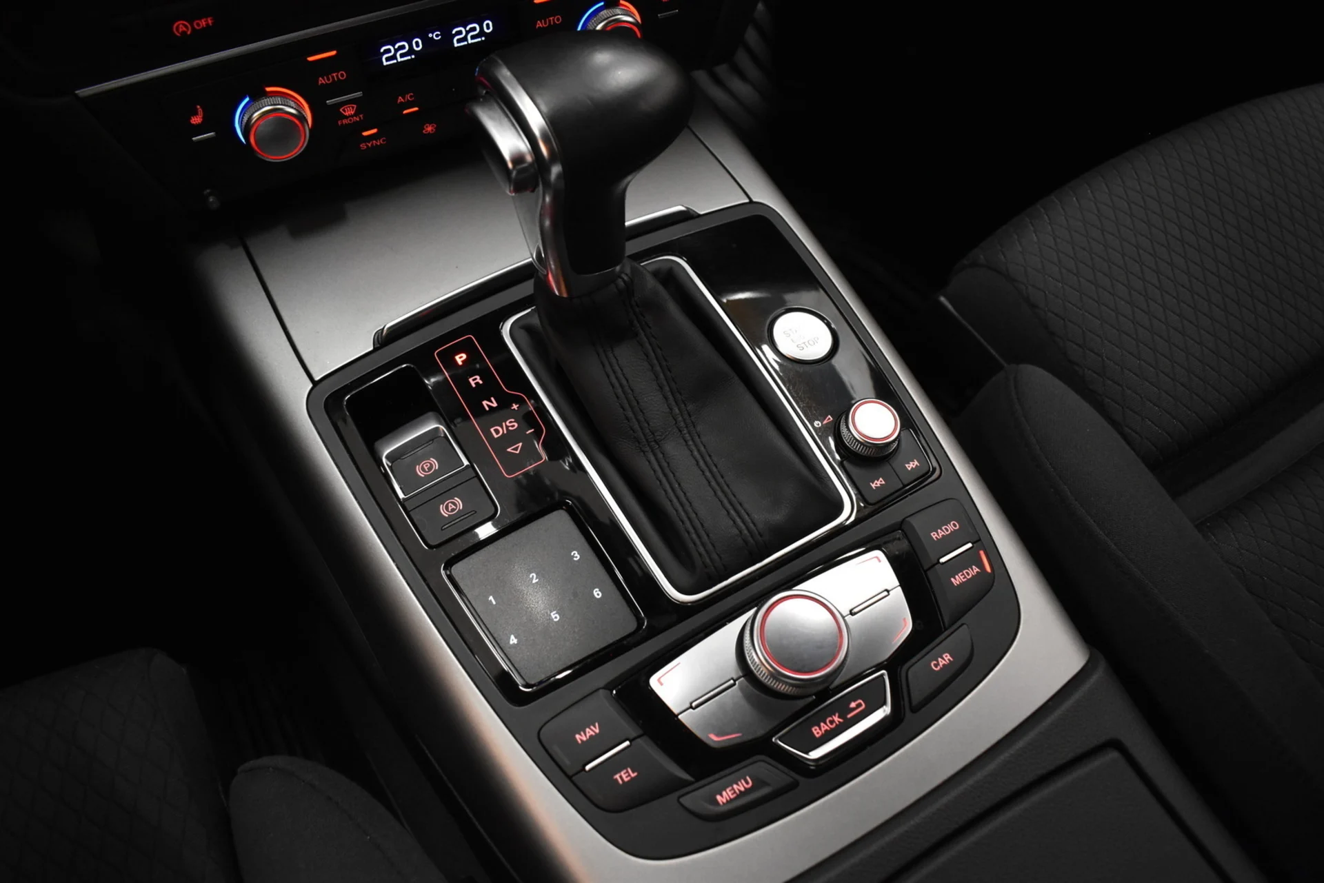 Car Image - qMDwGfU4ximJQ9WXA2FX2