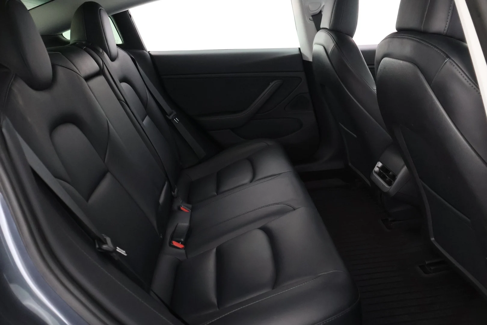 Car Image - 6i4pyMcM48vJc82TNuJrB8