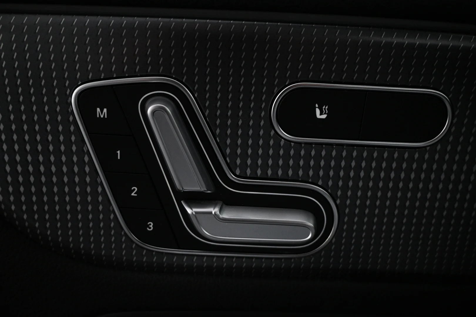 Car Image - 20ATe9tPlO3desS5818KlB