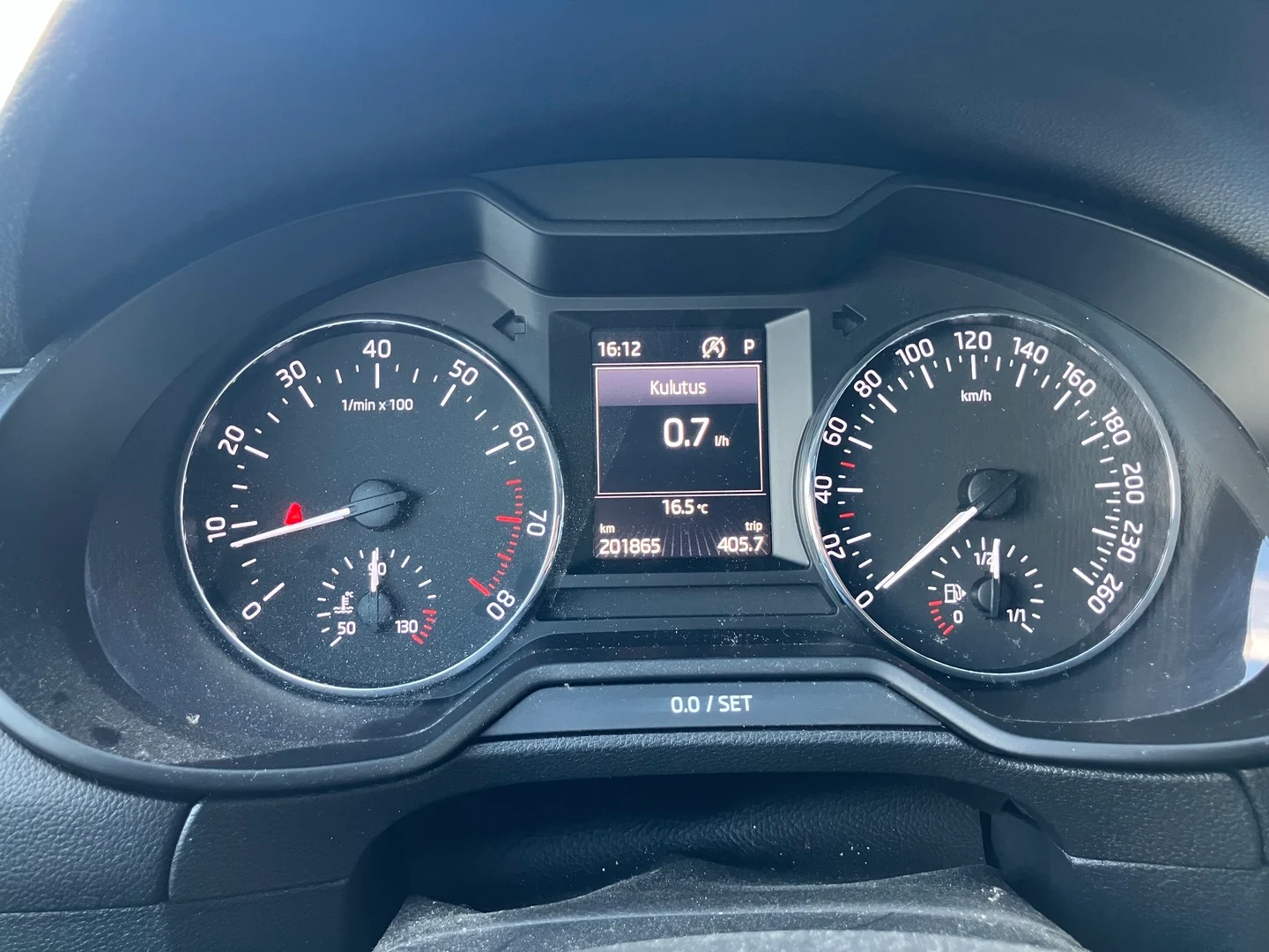 Car Image - 151Ig3f5nEDnI7OS8fEMKk