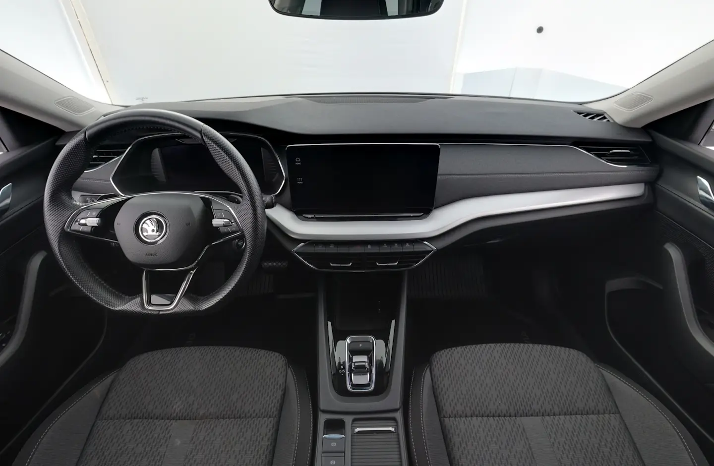 Car Image - 7xtCRWYQx6p1ZO3khQ2vrO