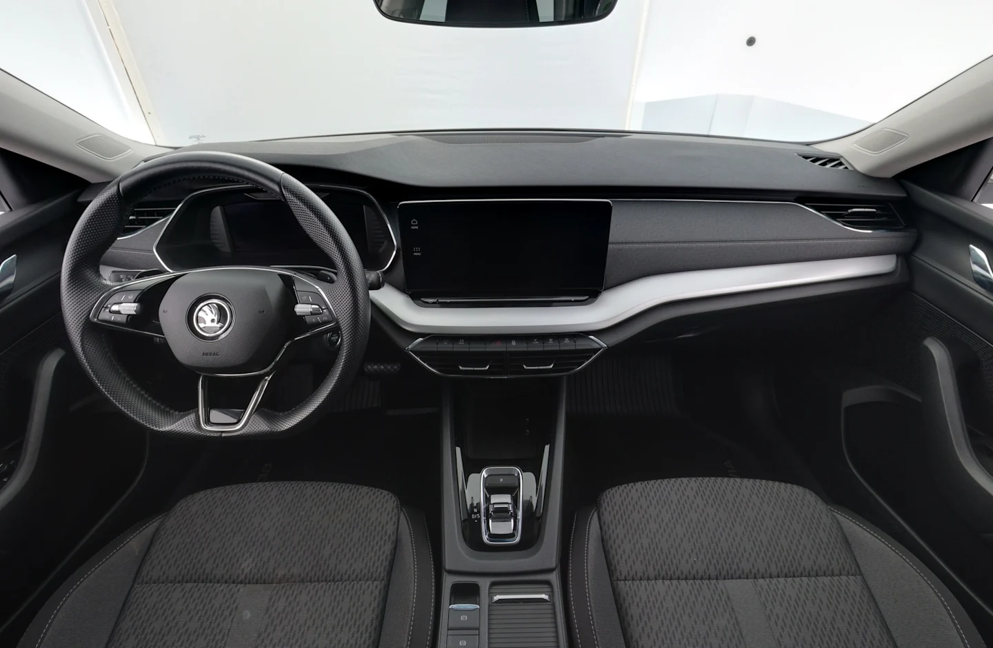 Car Image - 7xtCRWYQx6p1ZO3khQ2vrO