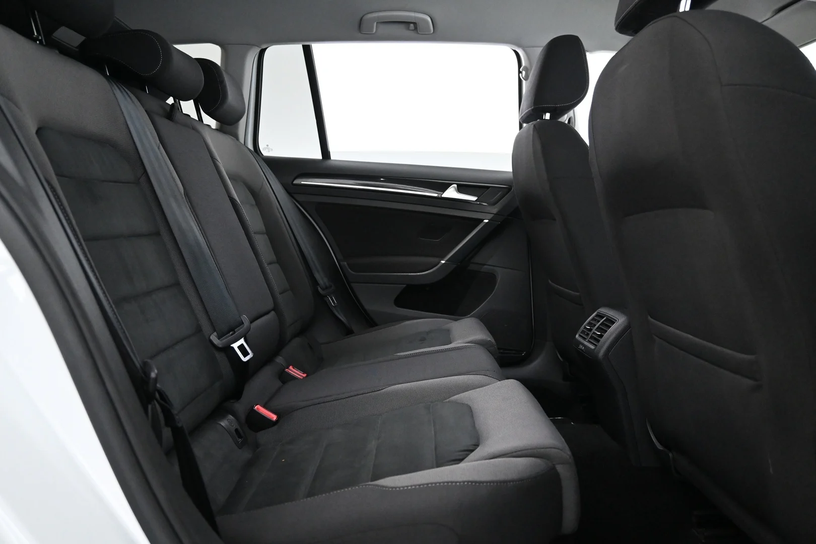 Car Image - 16k2gSKXTK73XJQ30MCVOy