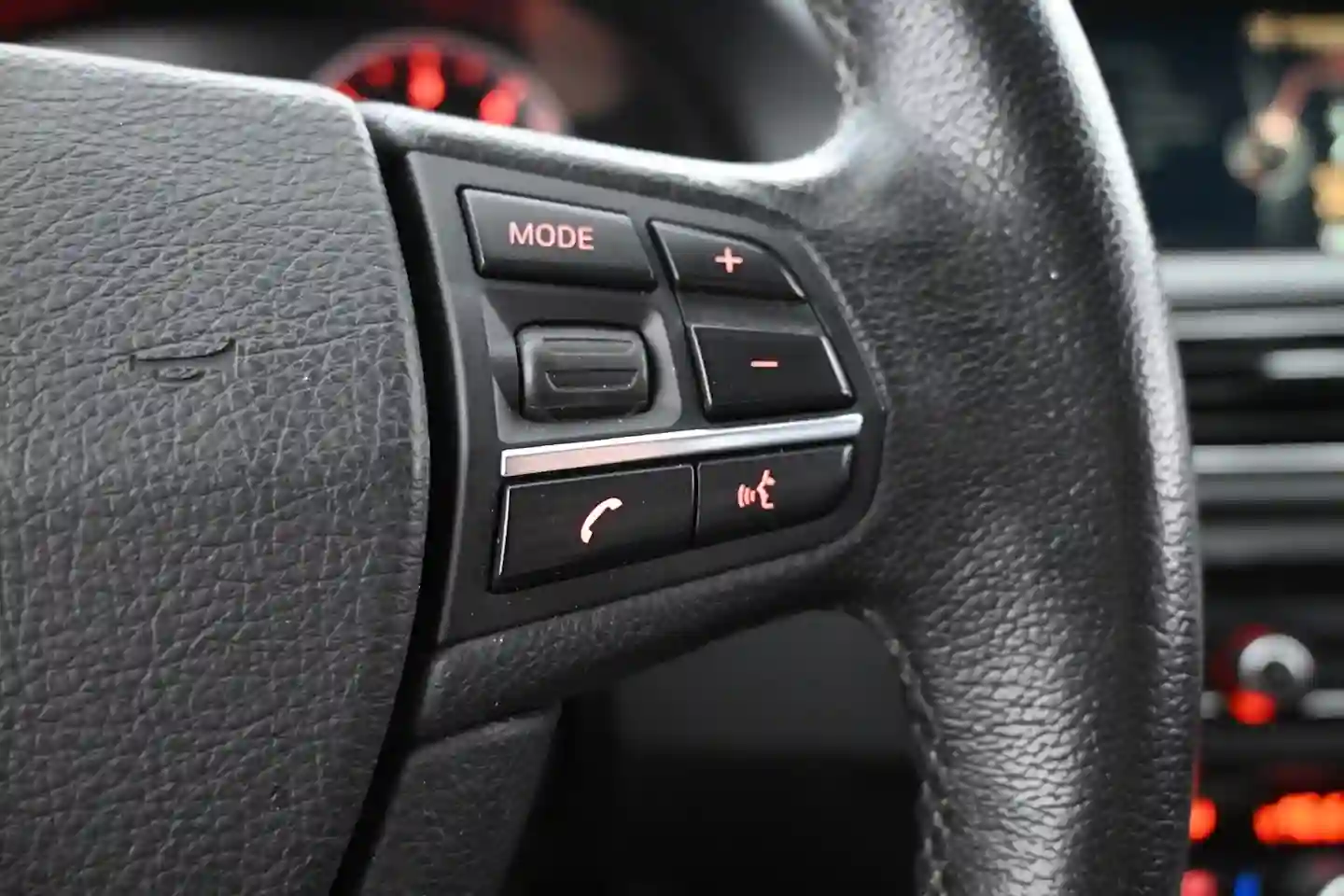 Car Image - 35jeoo7AAId1uAR5CxVaQ2