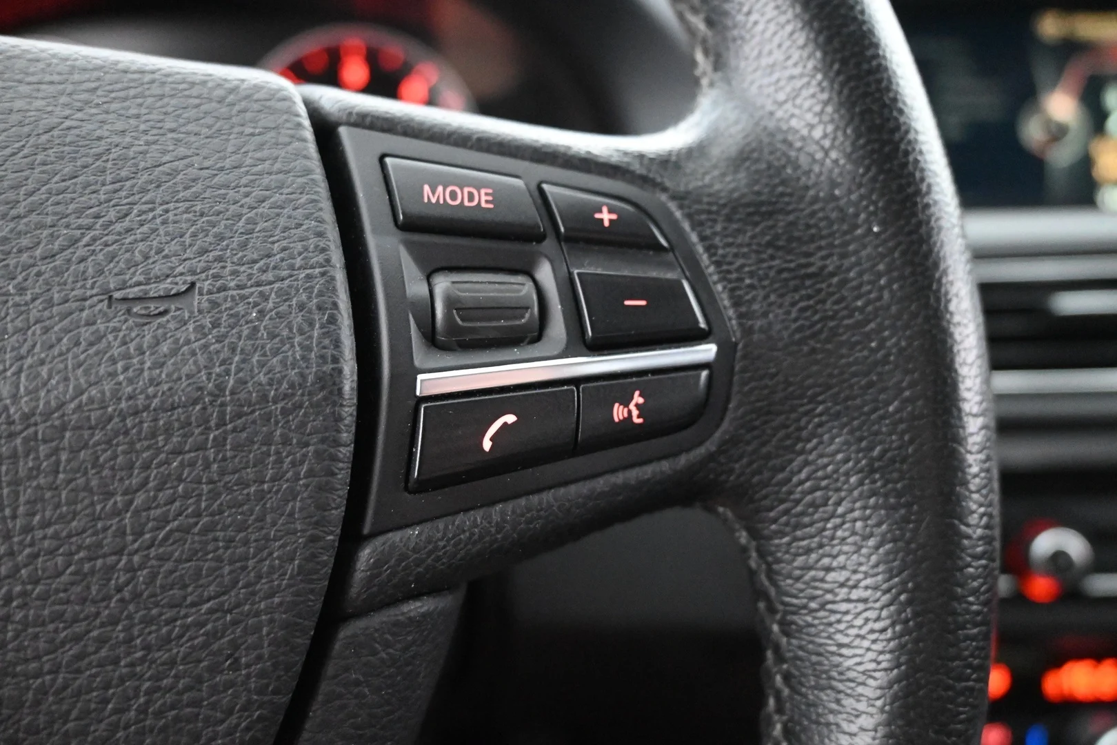 Car Image - 35jeoo7AAId1uAR5CxVaQ2
