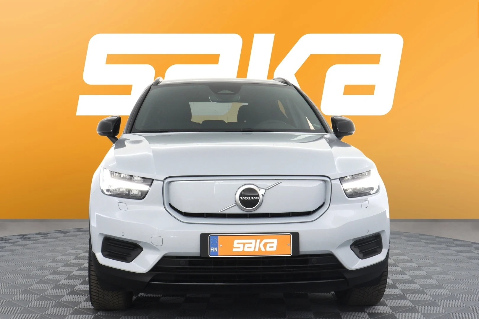 Car Image - lFNsjZot8TnNwpbwEIuYz