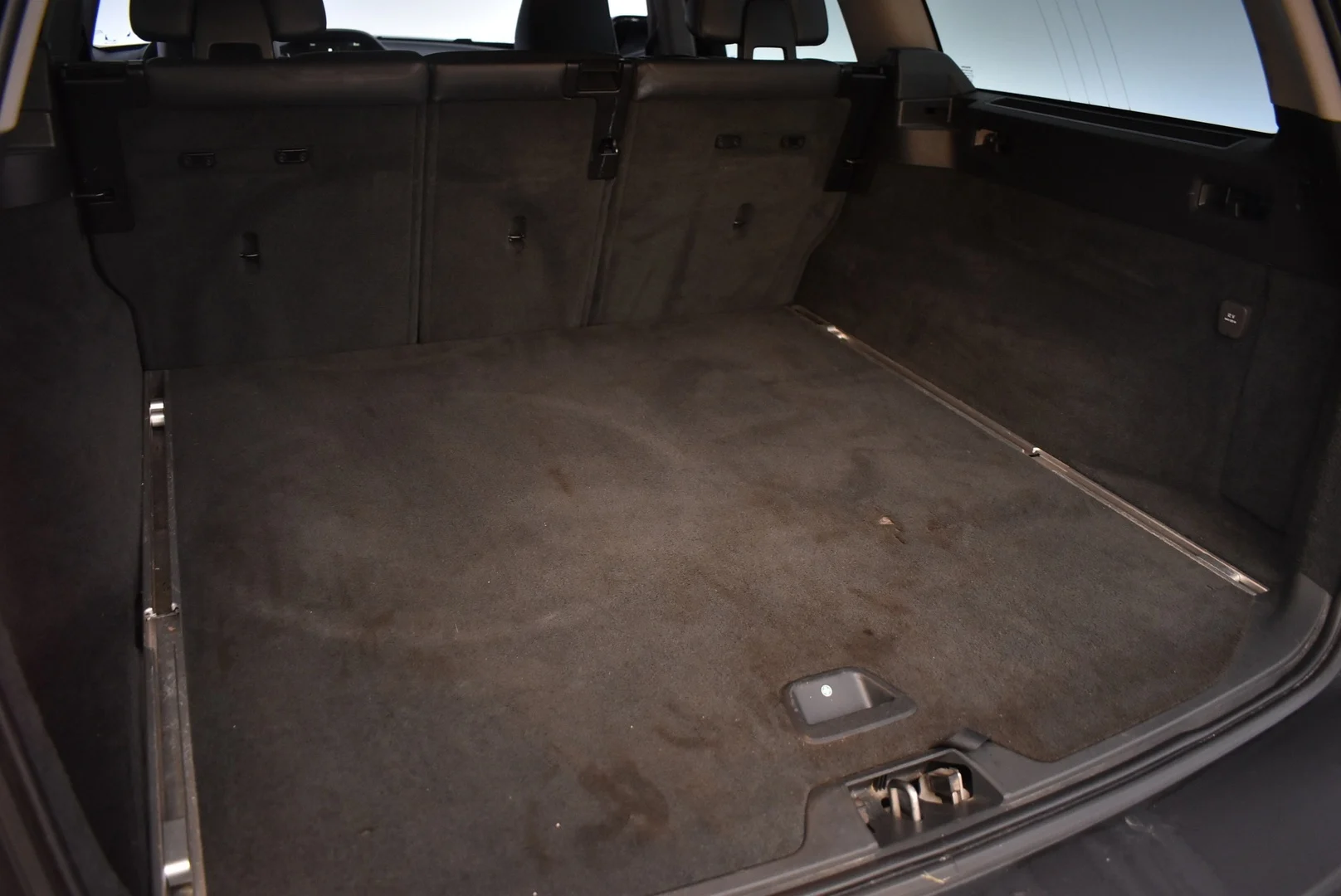 Car Image - 6VIeRLPZVr4QYgOD3Ddtmz