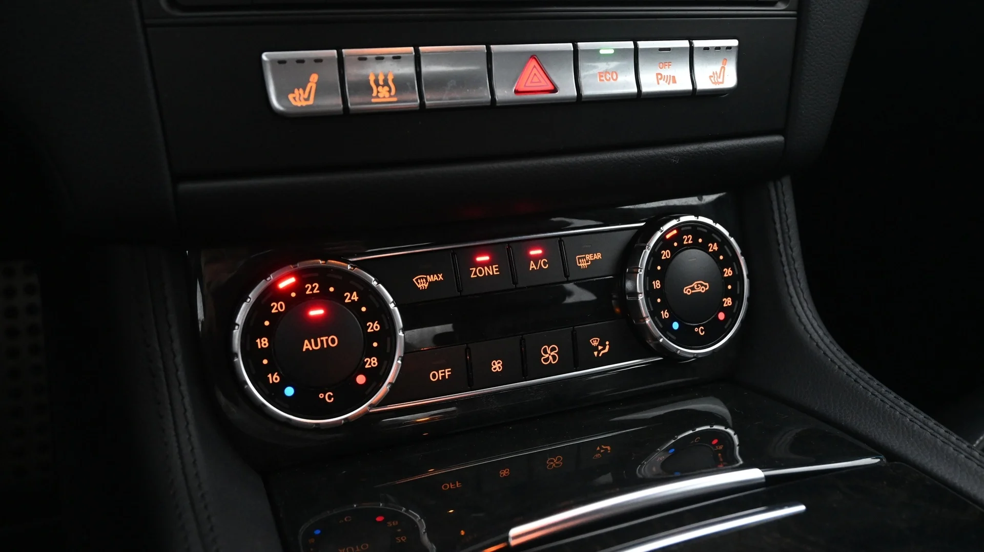 Car Image - 7Ipnwj6Y8Fg6BiA382Db7H