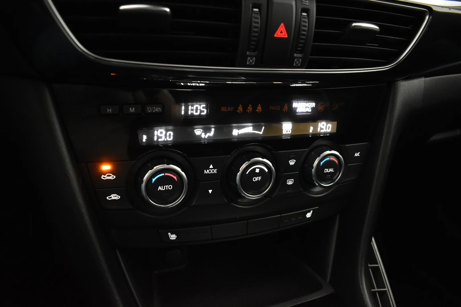 Car Image - 7jLjnRF8FNYhPa8hPbtxZ5