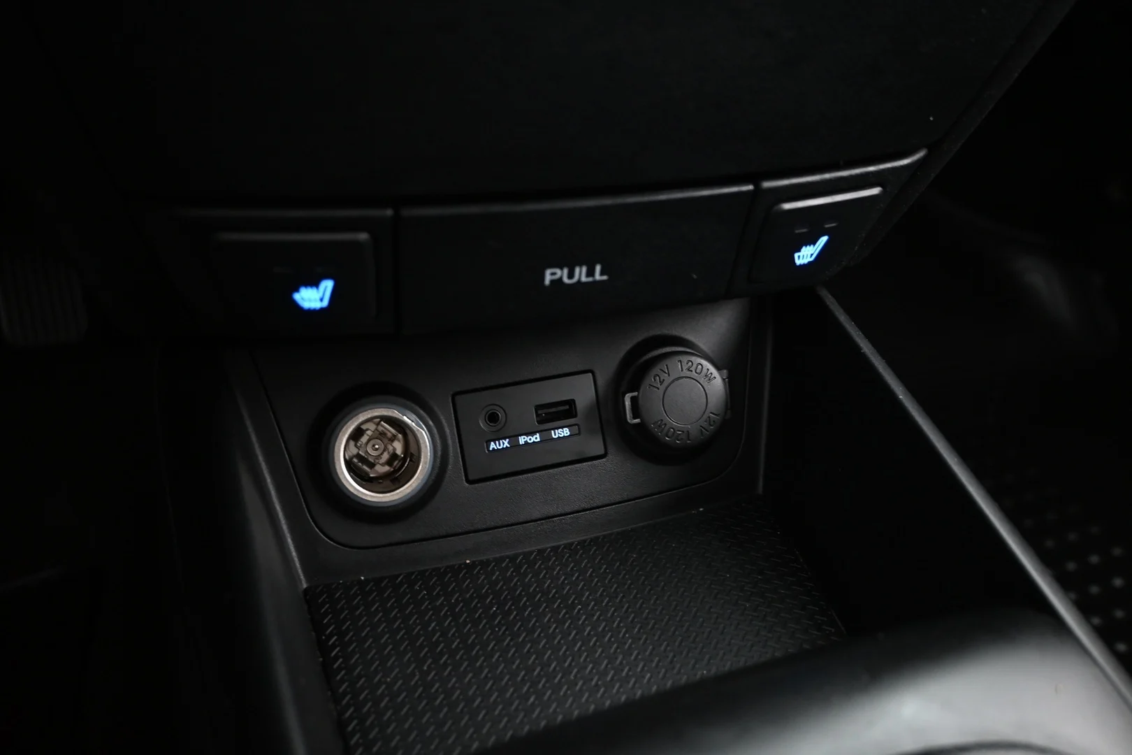 Car Image - NraiB6wjXa3HQwqUMTf60