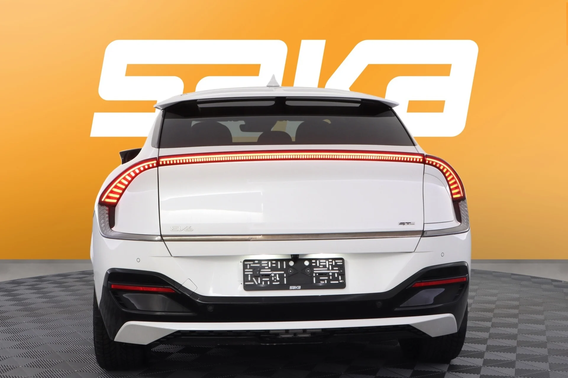 Car Image - 3JQWtrlmBI3xQQ3H2QFhEv