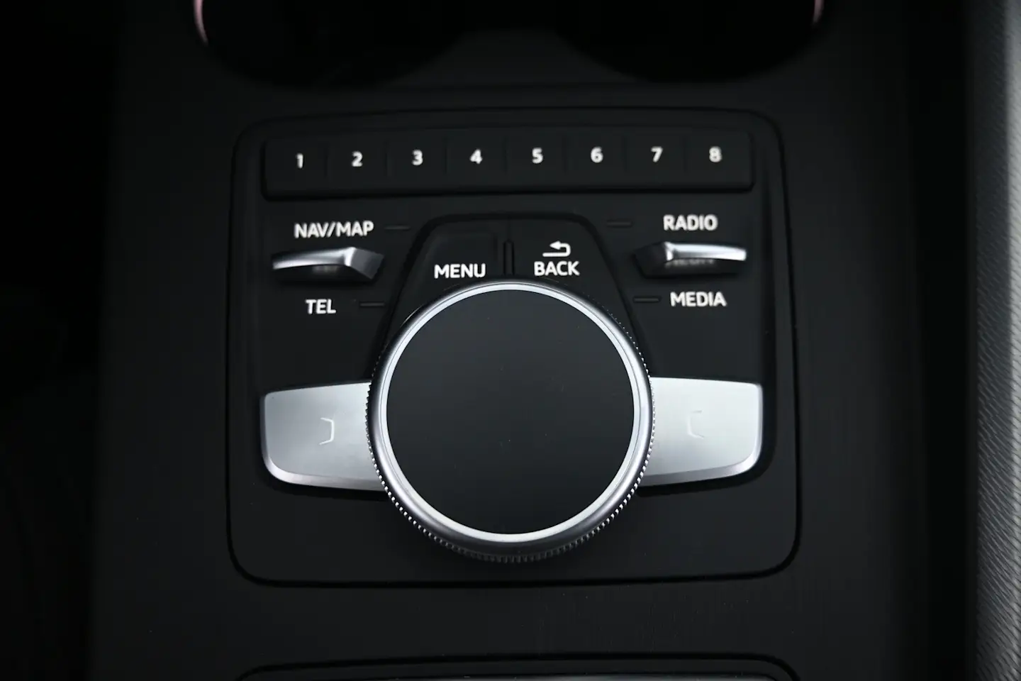 Car Image - 24Z88Nl0uSJ6lSKAwMkbYf