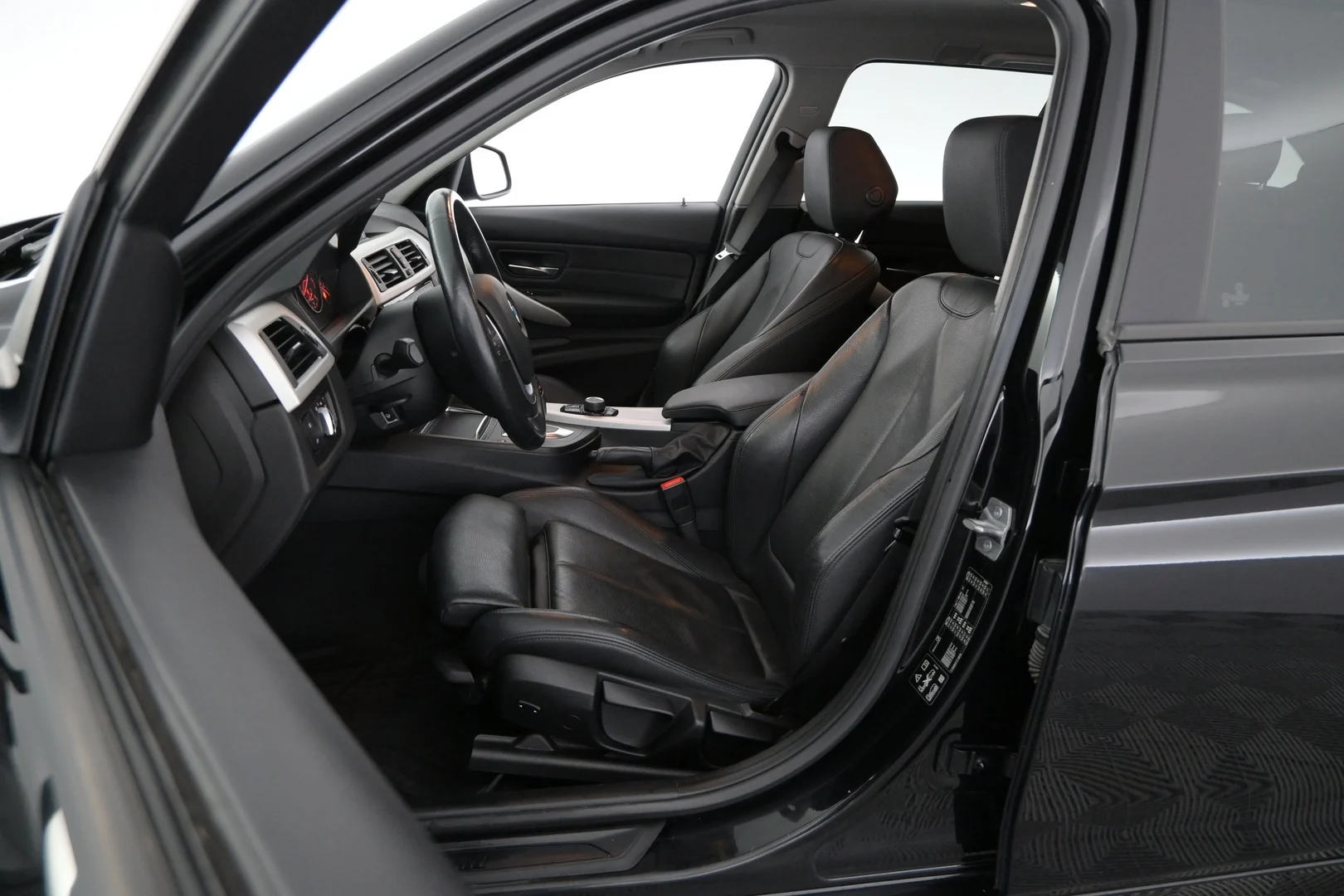 Car Image - IPfjlDfkkCWTEOSAyImFy