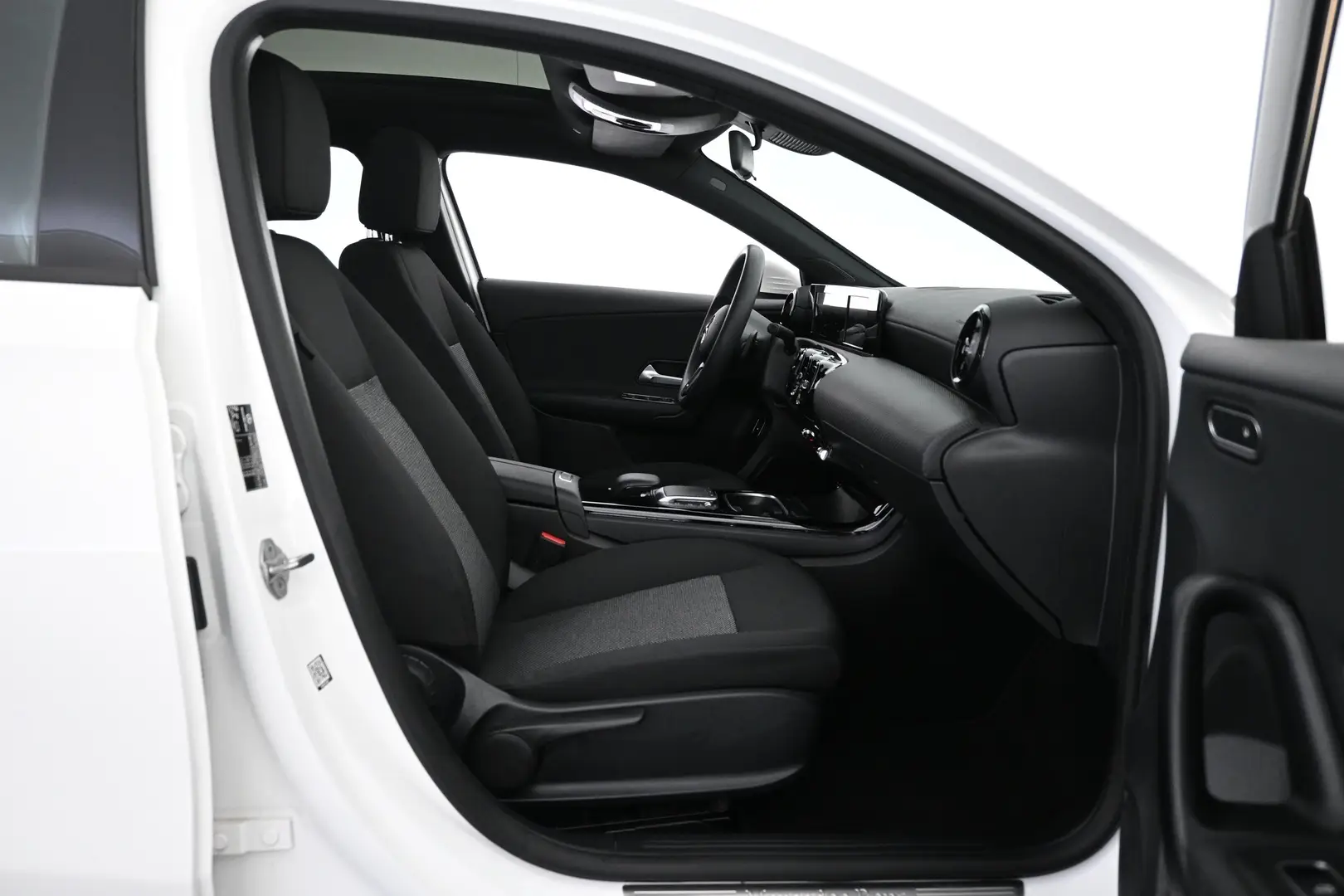 Car Image - 3bYnLbh1nCErvOxznMZzsm