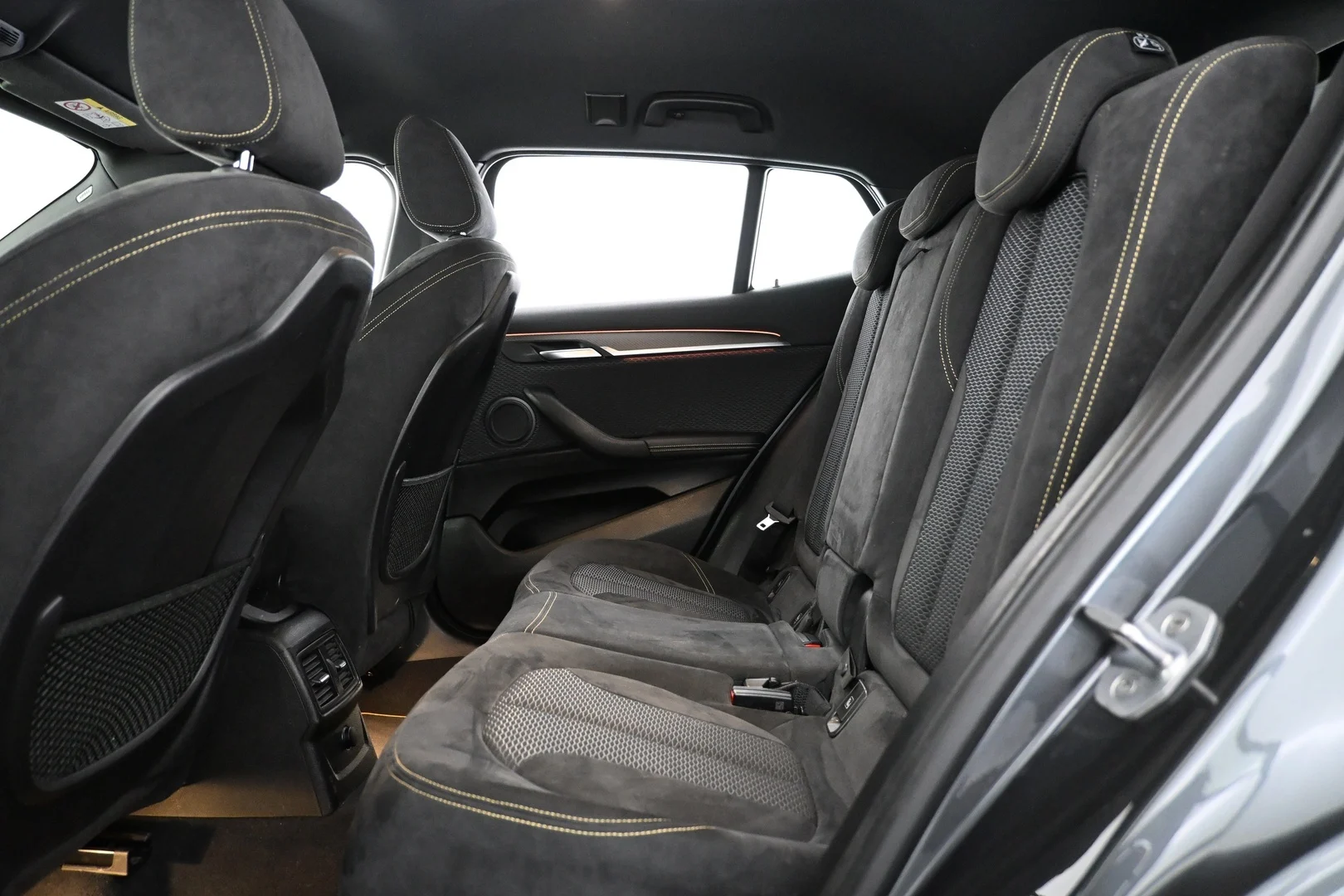 Car Image - KMLe0rxw3n0aFrmOKxadR