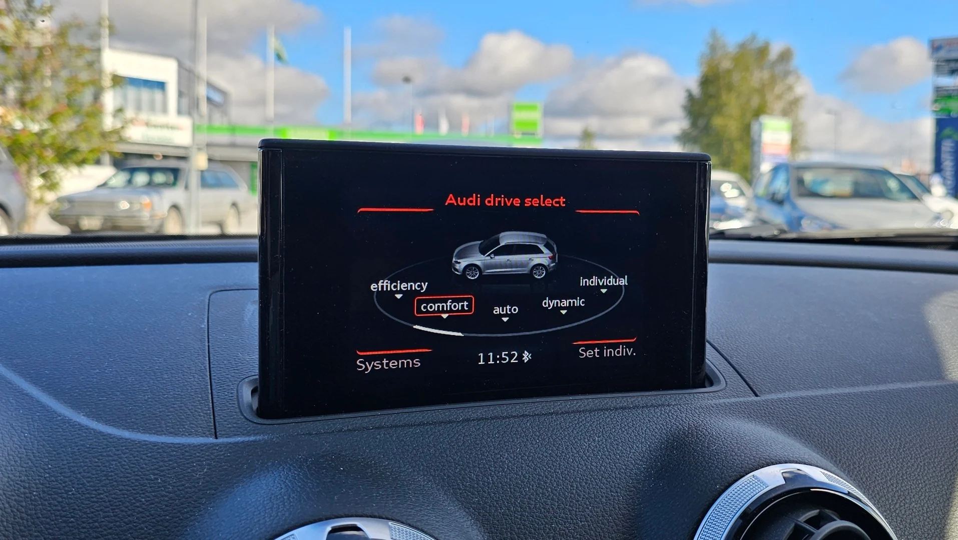 Car Image - 7jA7dPN4fZhkovCpH4WpFe