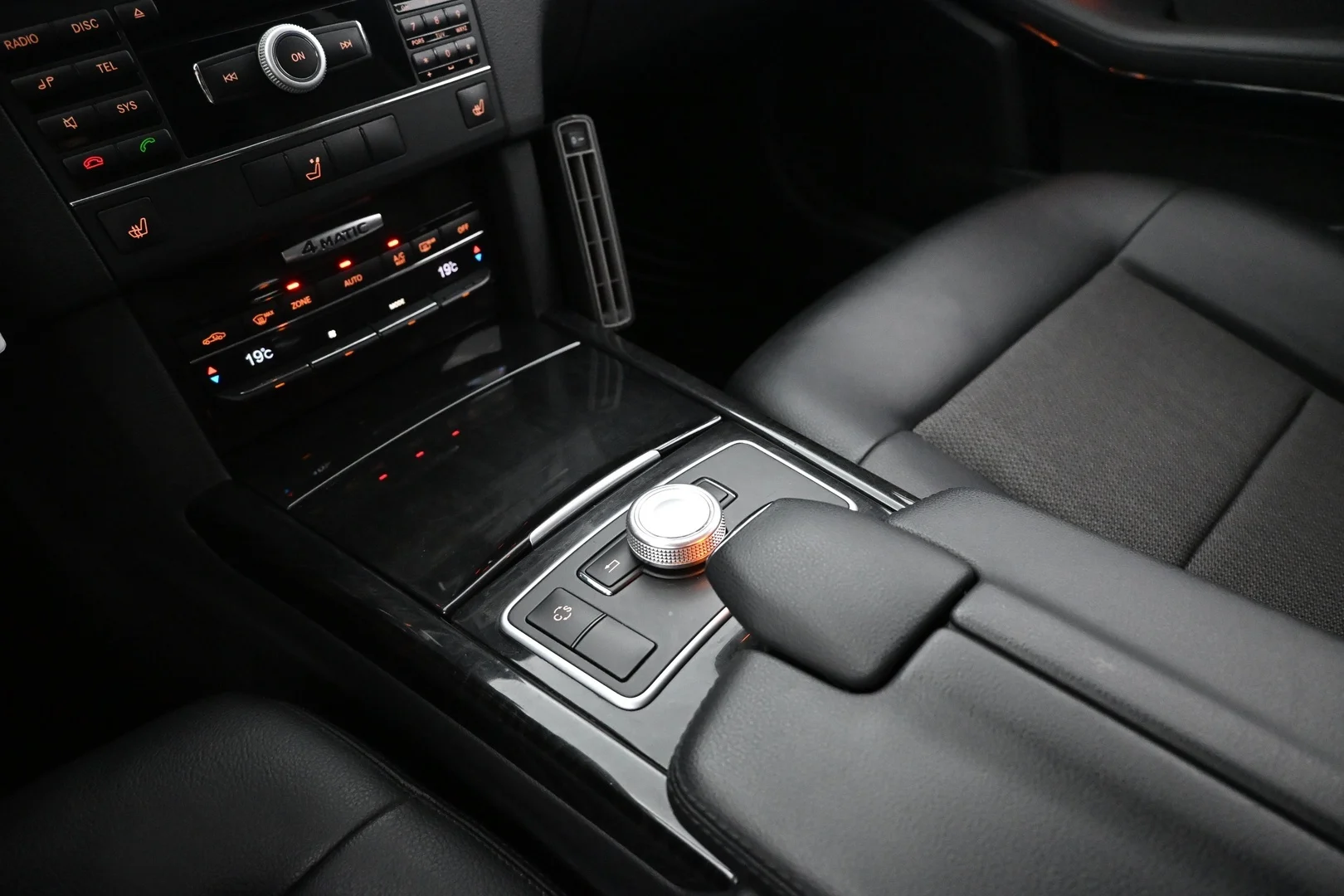 Car Image - 1FRUAW9MdCHkziJIwTnlvD