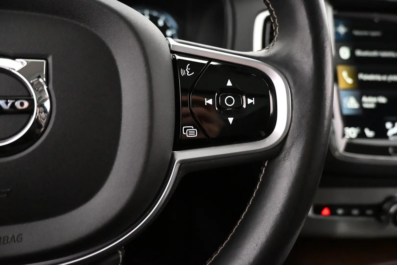 Car Image - 5xJdtLViyZMnSACuOc9XE2