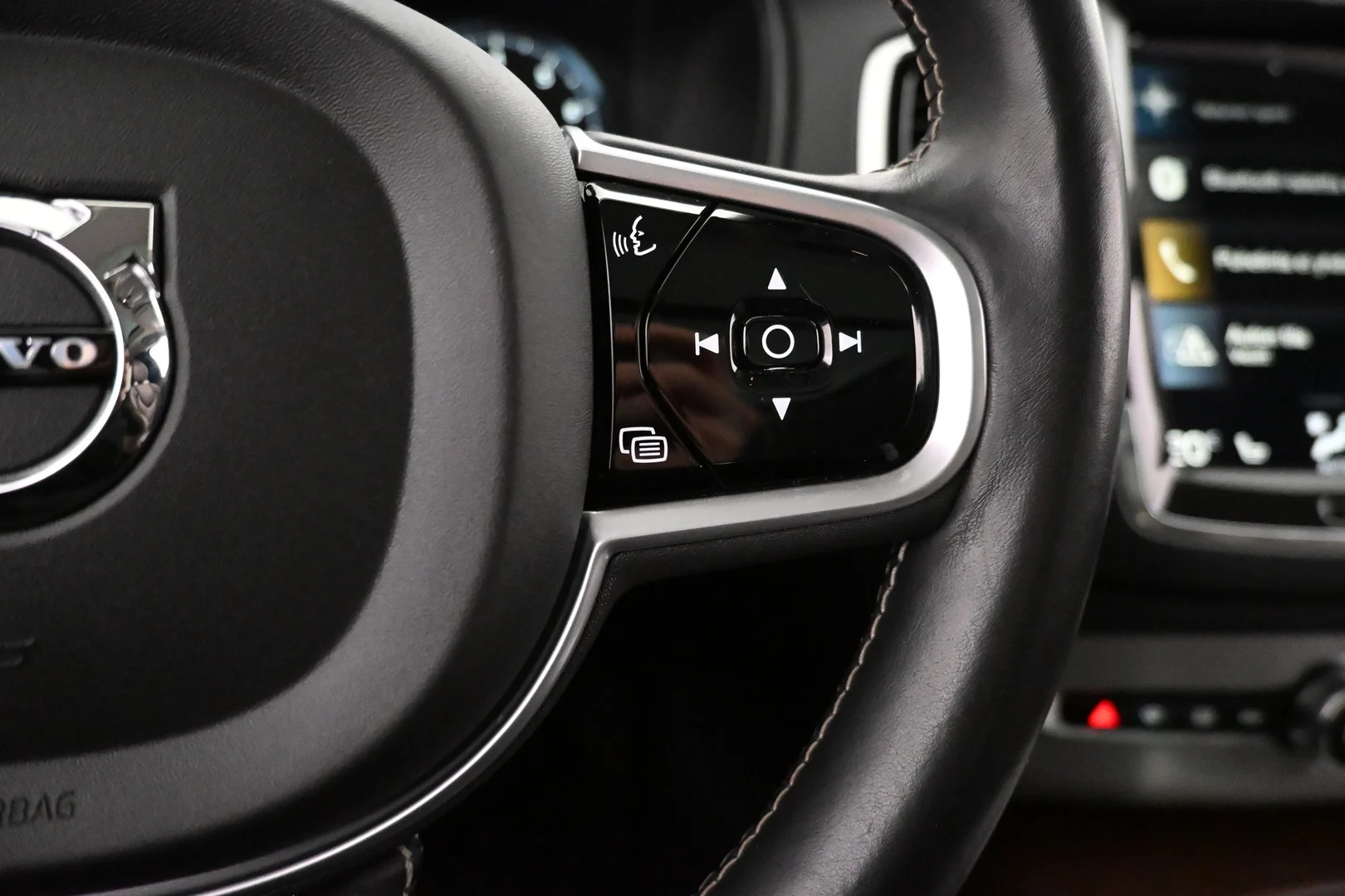 Car Image - 5xJdtLViyZMnSACuOc9XE2