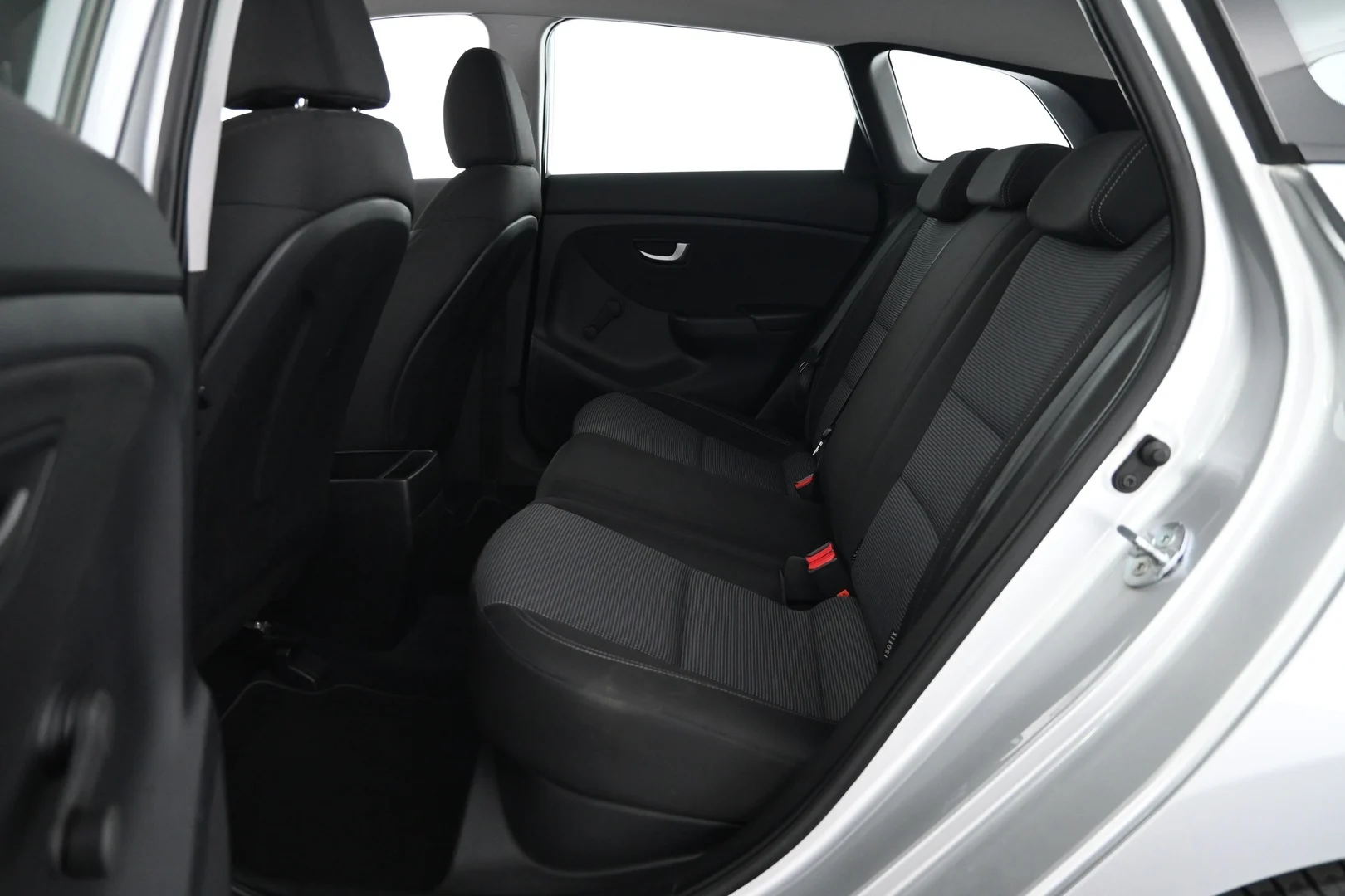 Car Image - 74uA31mwC69ItRJSgbyE29