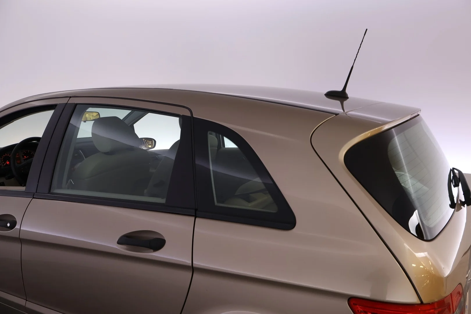Car Image - 2uLxnjjAVLmkRolcvhpulG