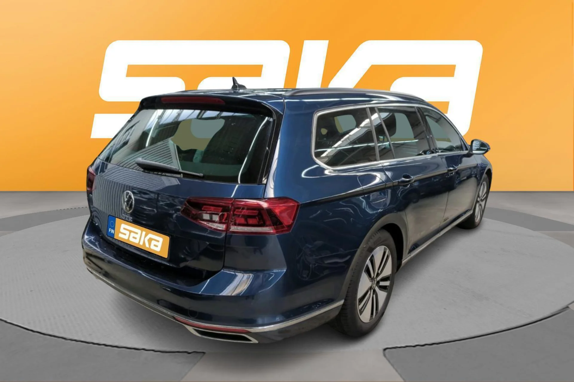 Car Image - B68Z1zmcCfHT3WknmqPFg