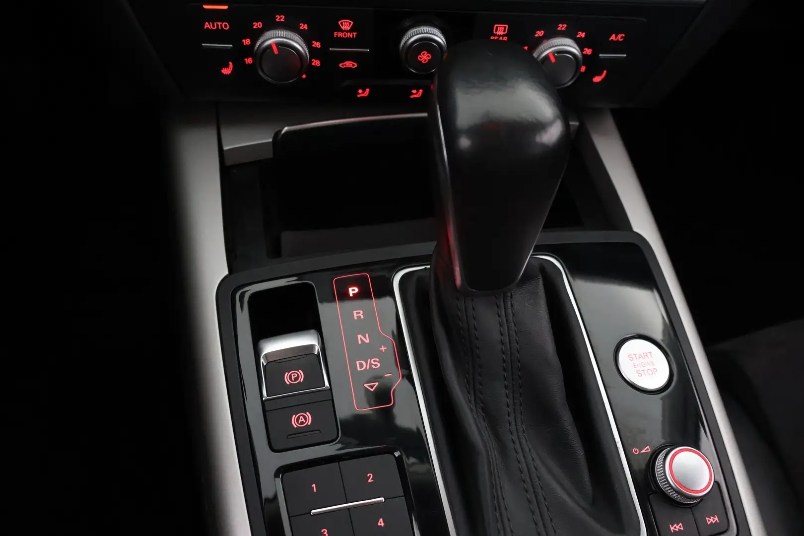 Car Image - 38offIIEqNCyQxdQmrHOOp