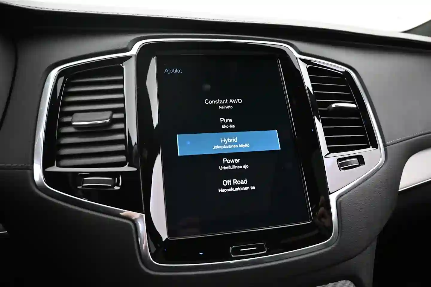Car Image - 3vTpLUO9CXhuJhwWhlcQRe