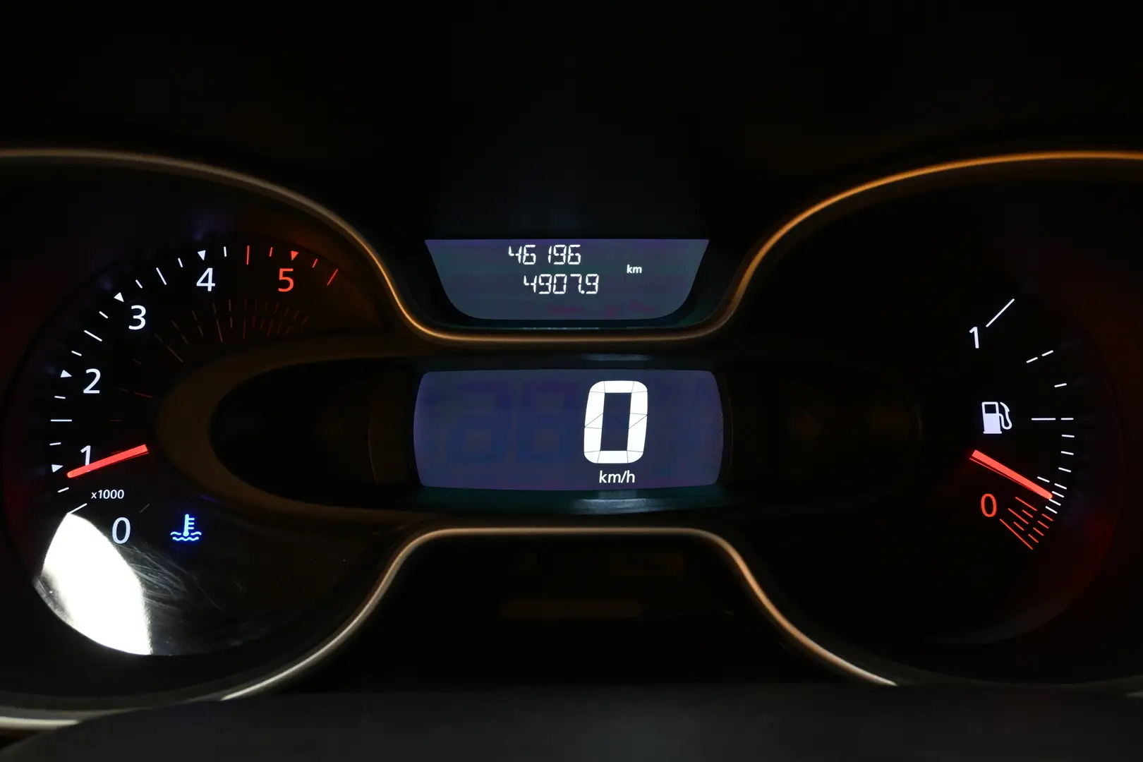 Car Image - 4sau6ONTwPAa8WSBnnijQ8