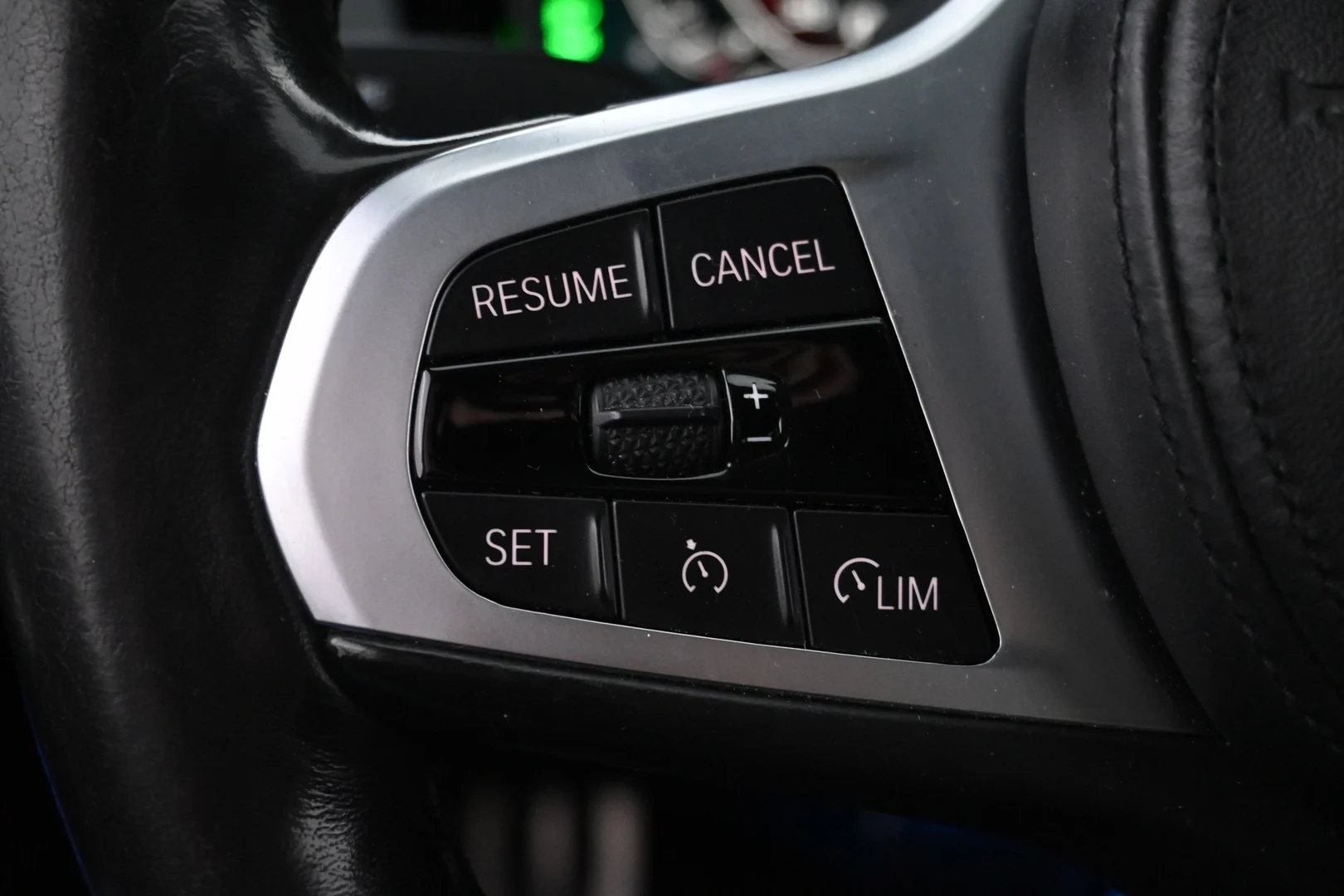 Car Image - 2f12cW4Nx5YHj1pMw3jhgX