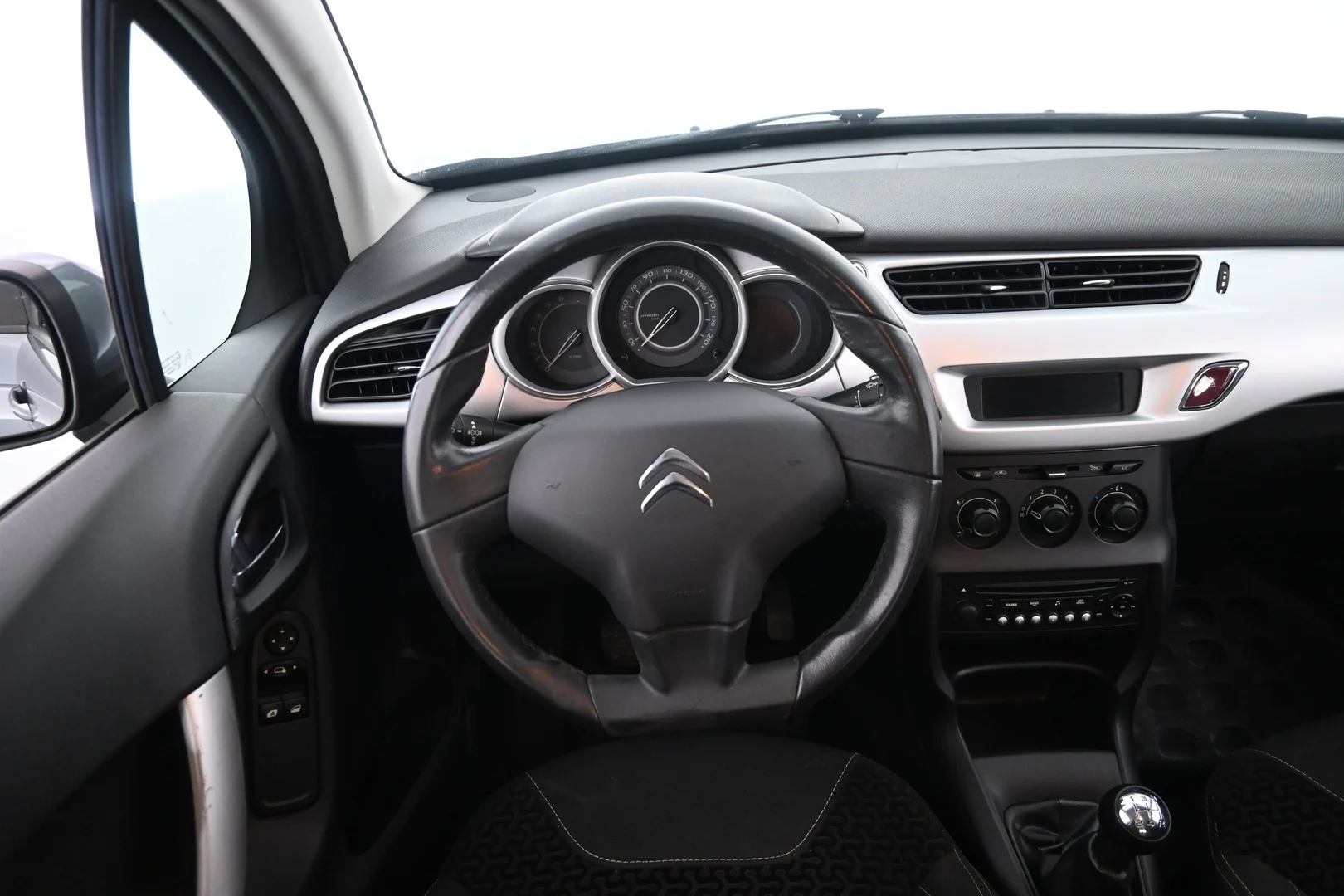 Car Image - 6gJwh6nIrmrunQFlpyuWDg