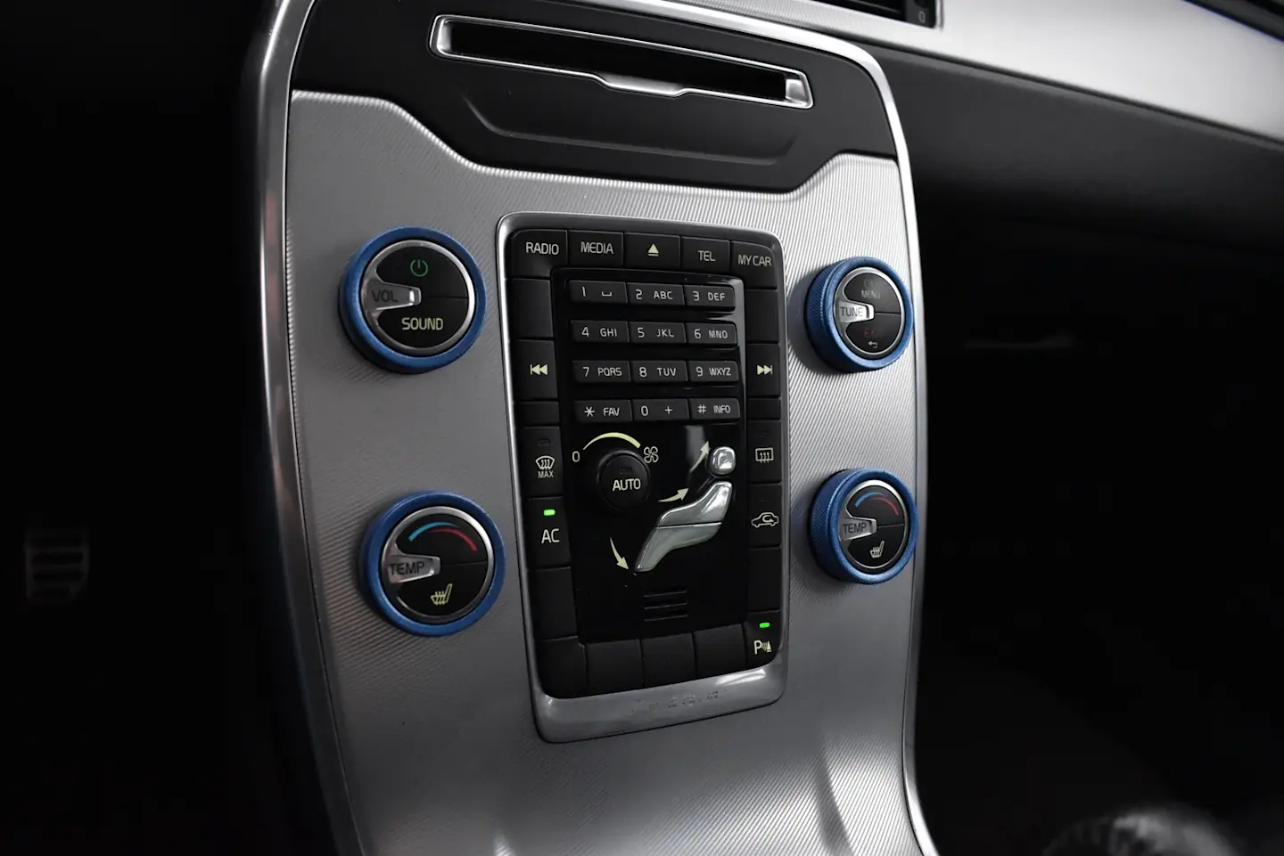 Car Image - 20HRmBiSHiWPD0k6SBtVWc