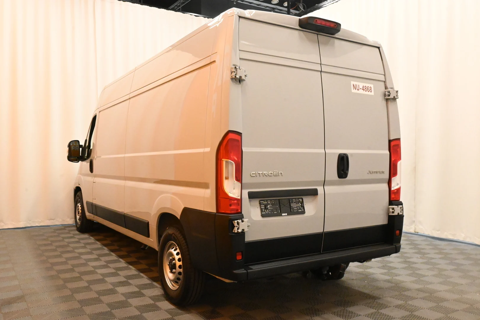 Car Image - 6KFiEgCIGEI6limXT9JDnh