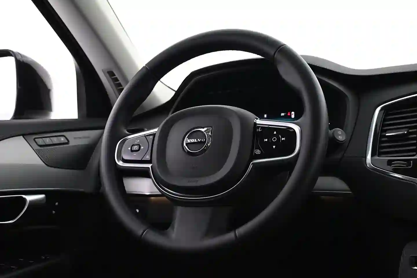 Car Image - 3yRjCiy5EDWb5wE8V5Y0uk