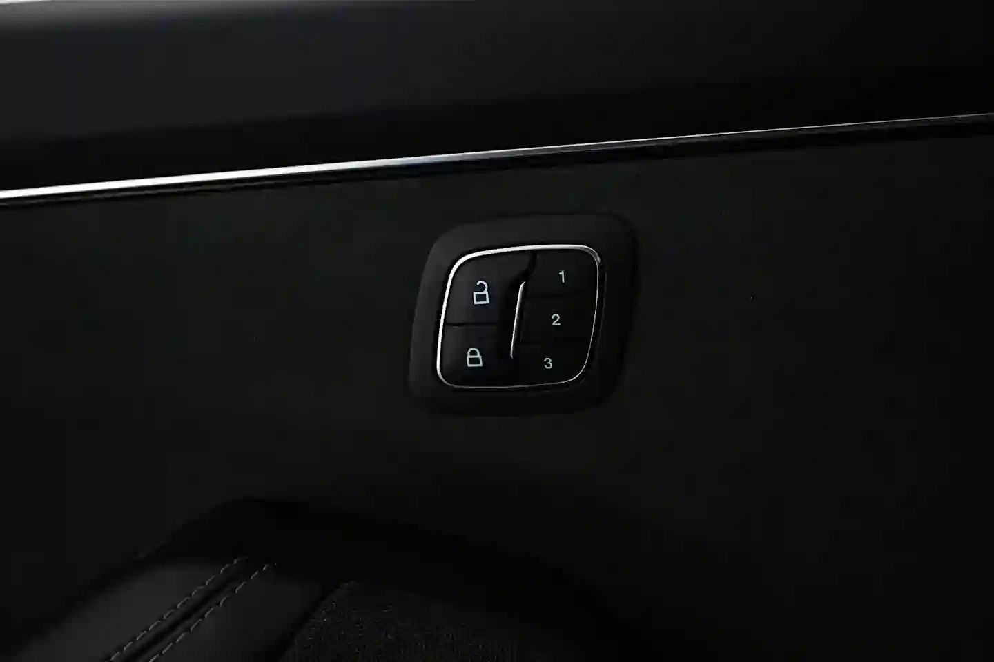 Car Image - 54tX0KdNhU8YDXjLTtqMkI