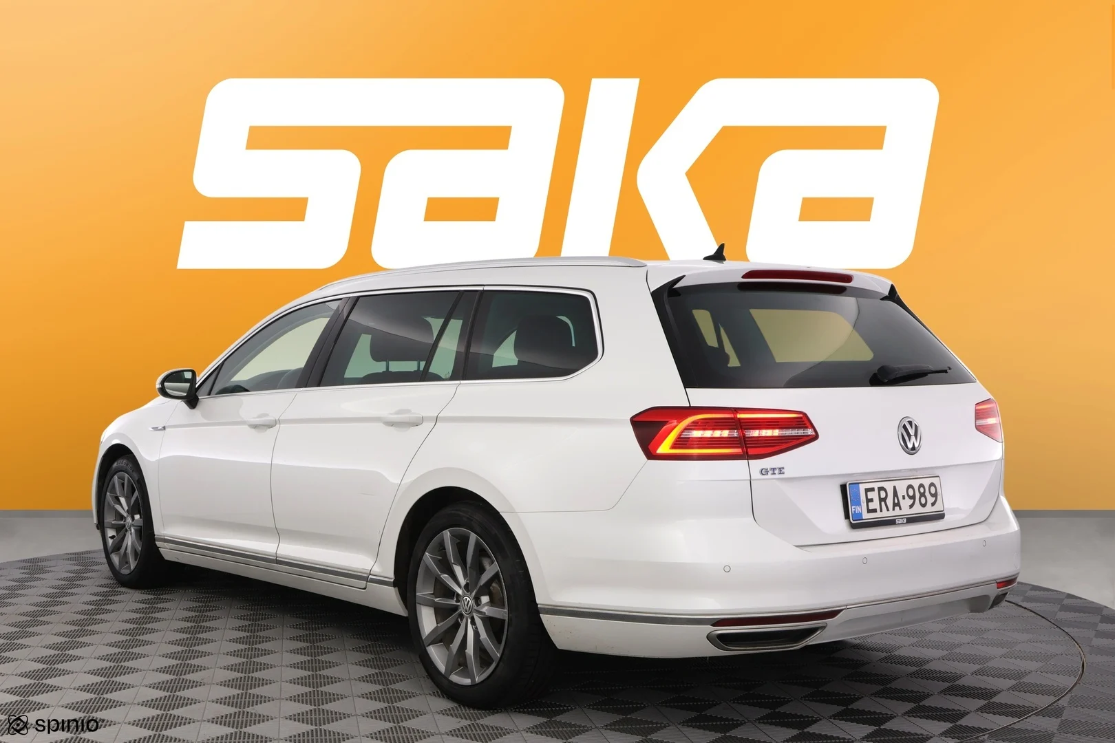 Car Image - 6dtzfnPMRFsophkK1m2tzo