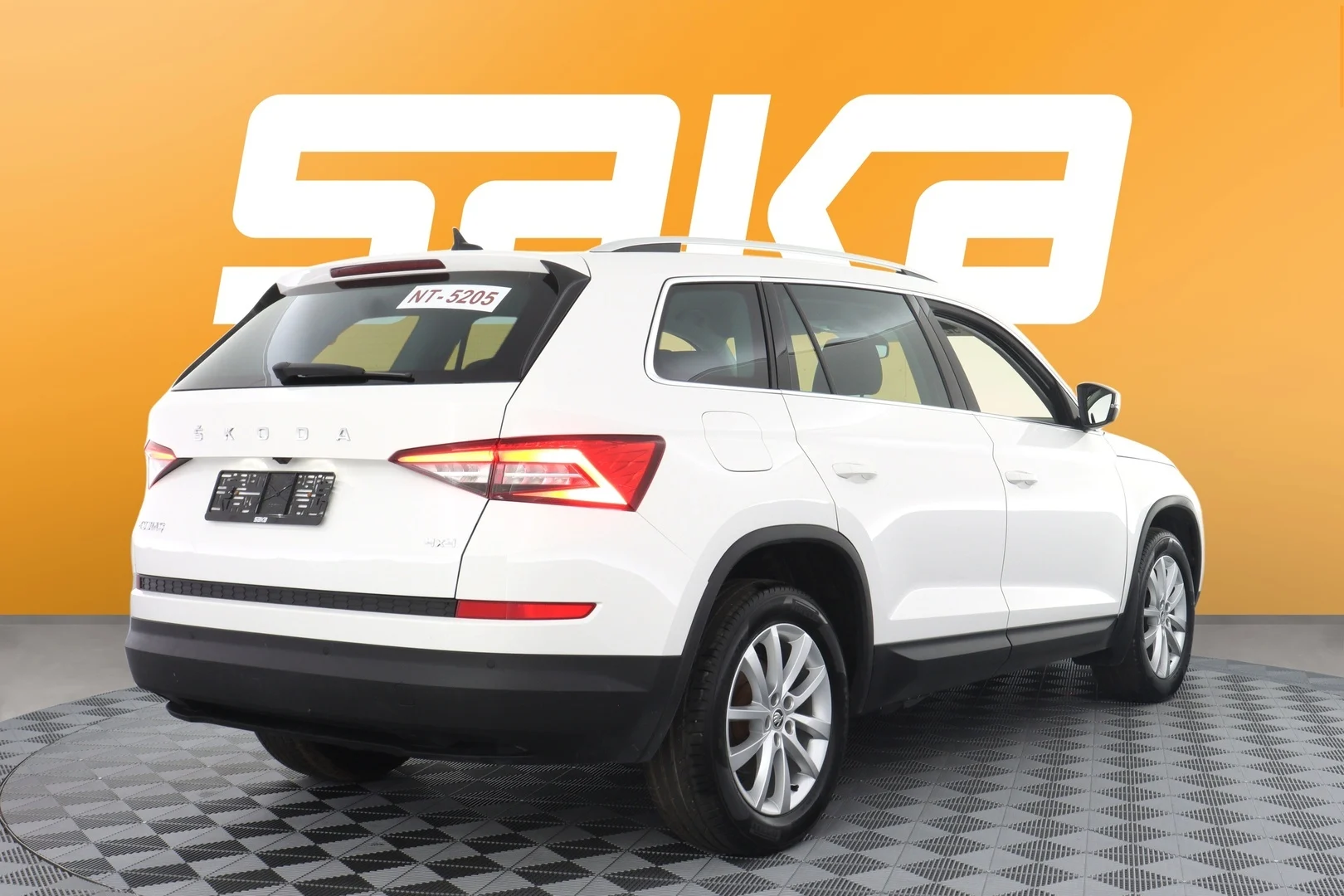Car Image - 4I2iASDGiN0ID2Olk150XY