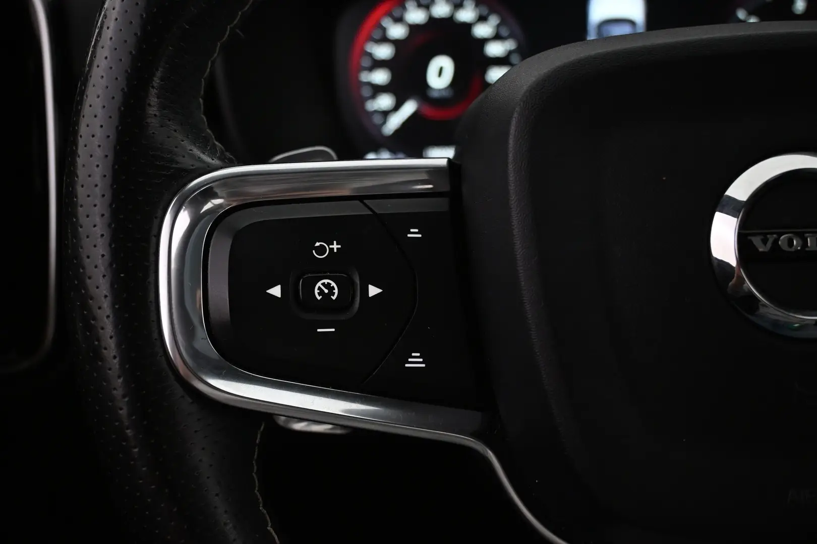 Car Image - NXDdqeLKEf2w9dWDUbJmP