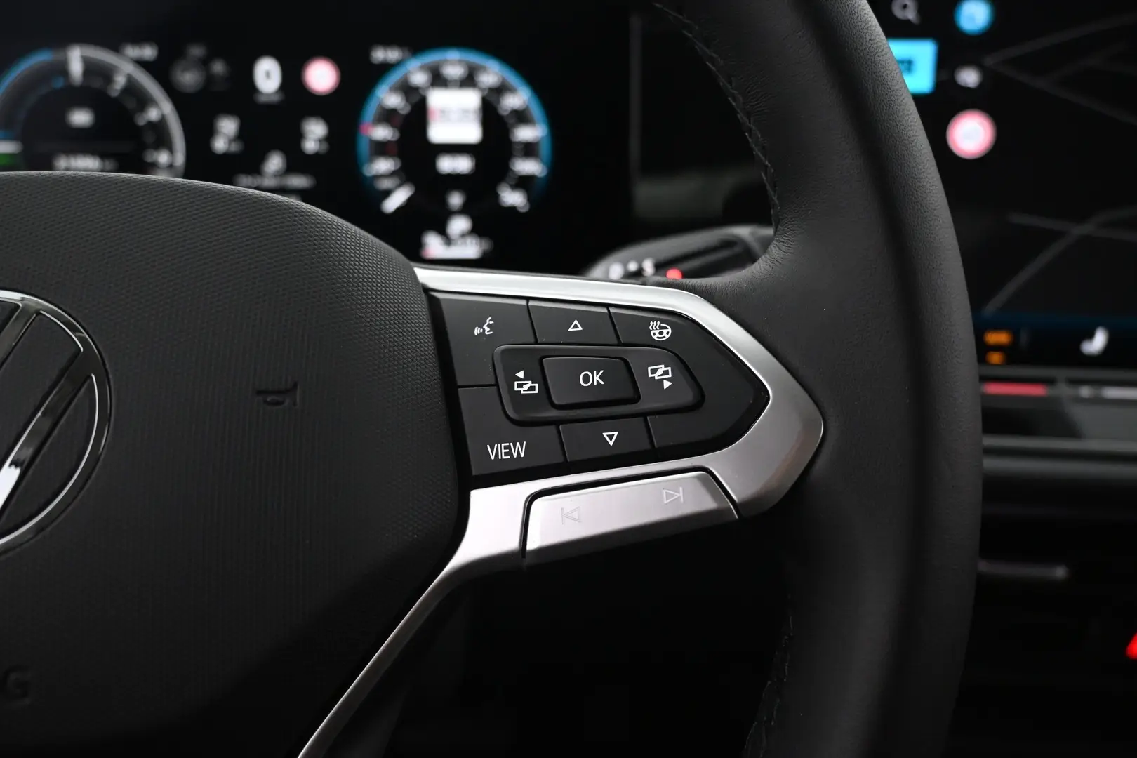 Car Image - 3slfATf0rNdZgaj7HNn875
